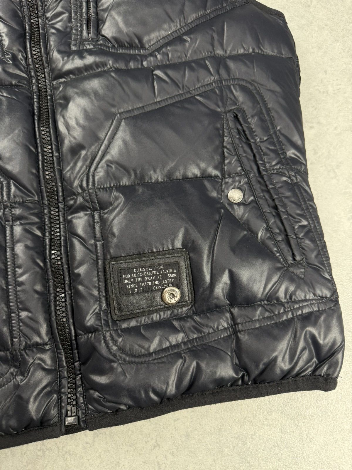 Diesel Vintage Diesel Puffer Vest Black Size L Size US L / EU 52-54 / 3 - 3 Thumbnail