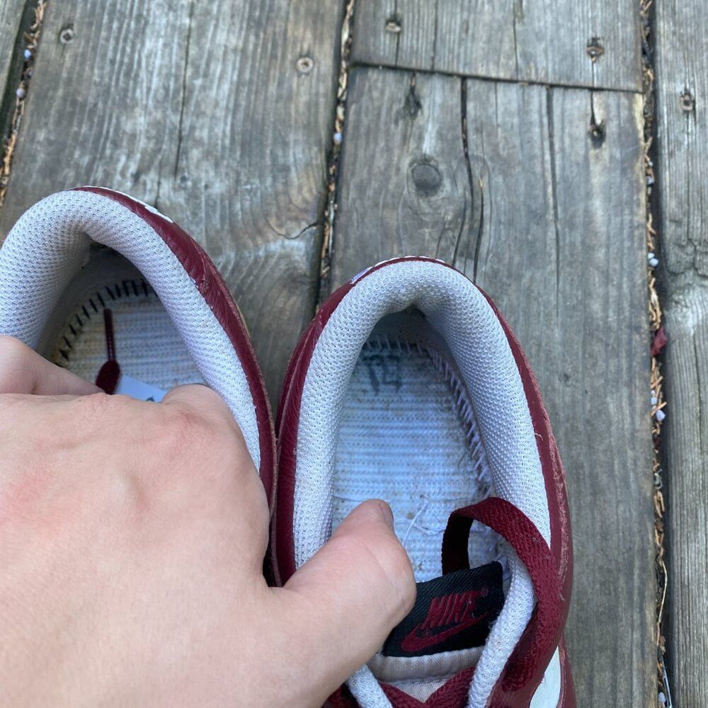 Nike 2007 Nike Dunk Low CL White Team Red Black Size 10.5 Size US 10.5 / EU 43-44 - 7 Thumbnail