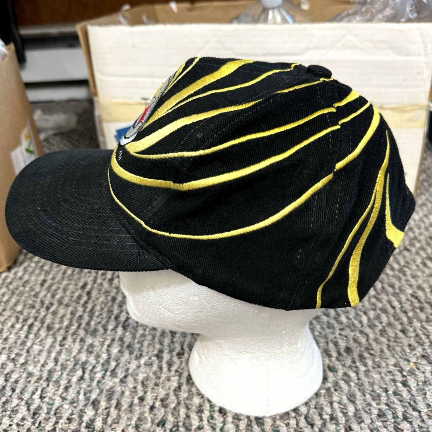 Drew VINTAGE Pittsburgh Steelers Hat Adult 90s Drew Pearson SnapBack NFL Sport Black Cotton Knit Men One Size Adjustable Lightweight Snapback Seasoned Mens Size ONE SIZE - 3 Thumbnail