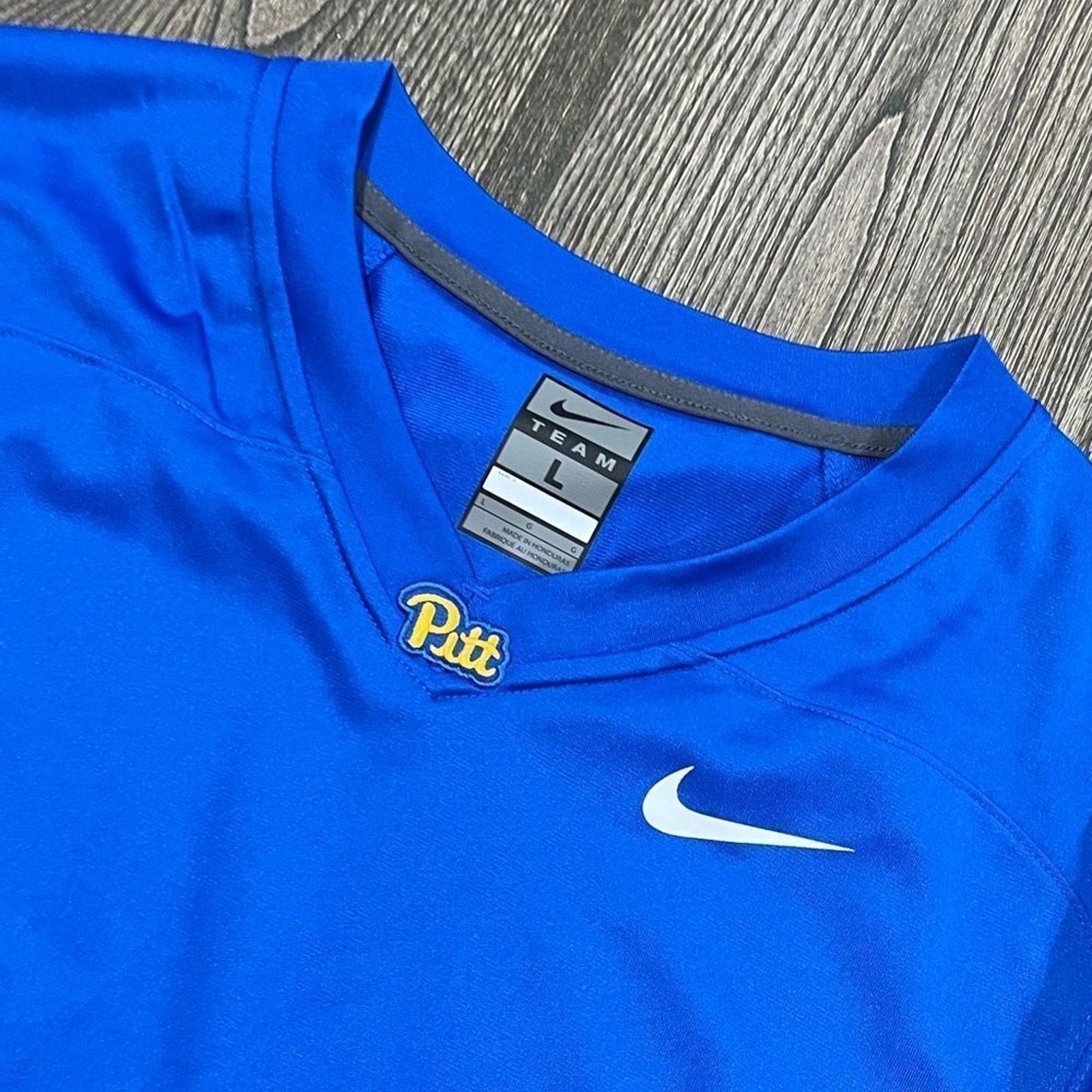 Nike NWOT Nike Team Jersey Short Sleeve V-Neck Blue Large Size US L / EU 52-54 / 3 - 3 Thumbnail