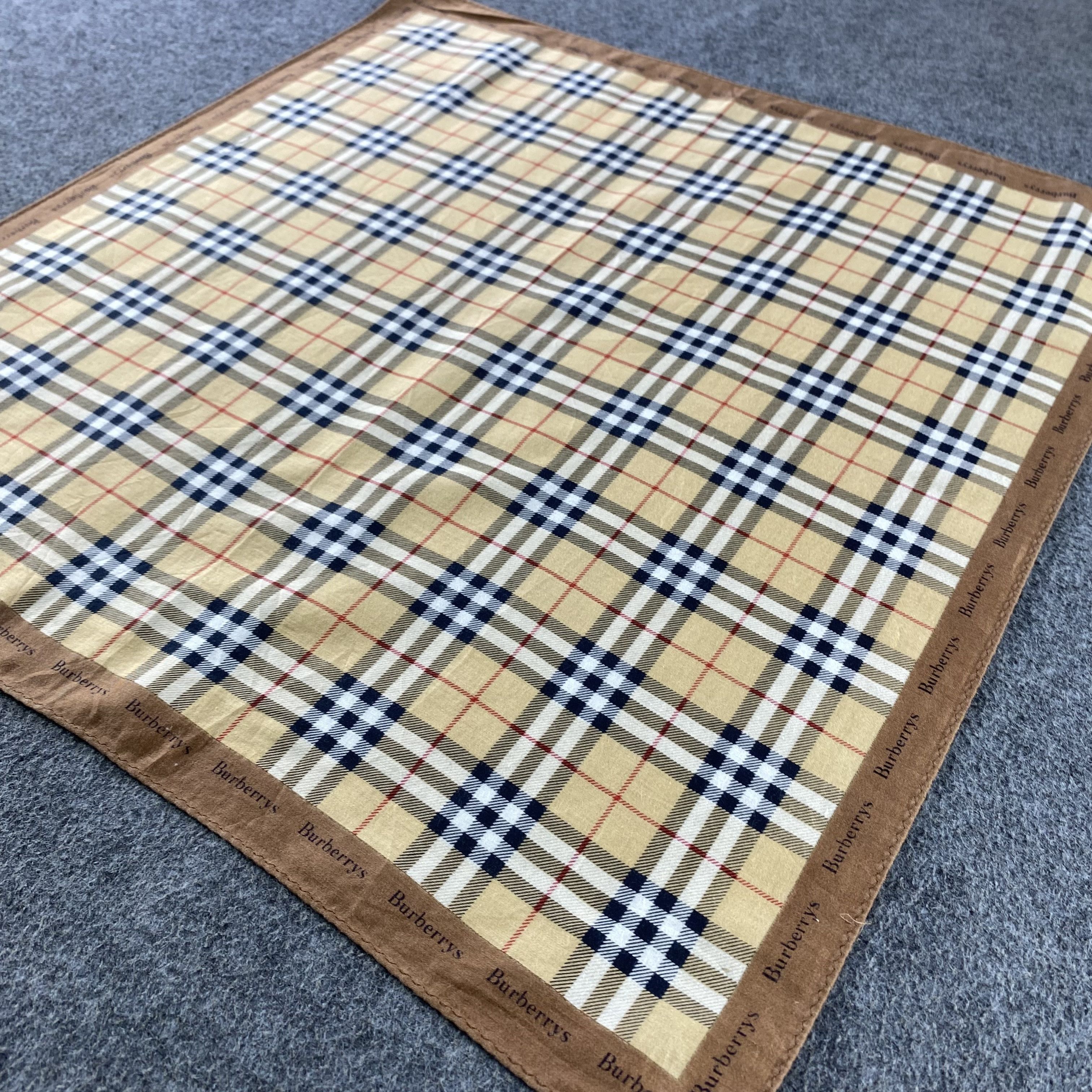 Burberry × Vintage Burberry Handkerchief/Neckerchief/Bandana HC789 Size ONE SIZE - 2 Thumbnail