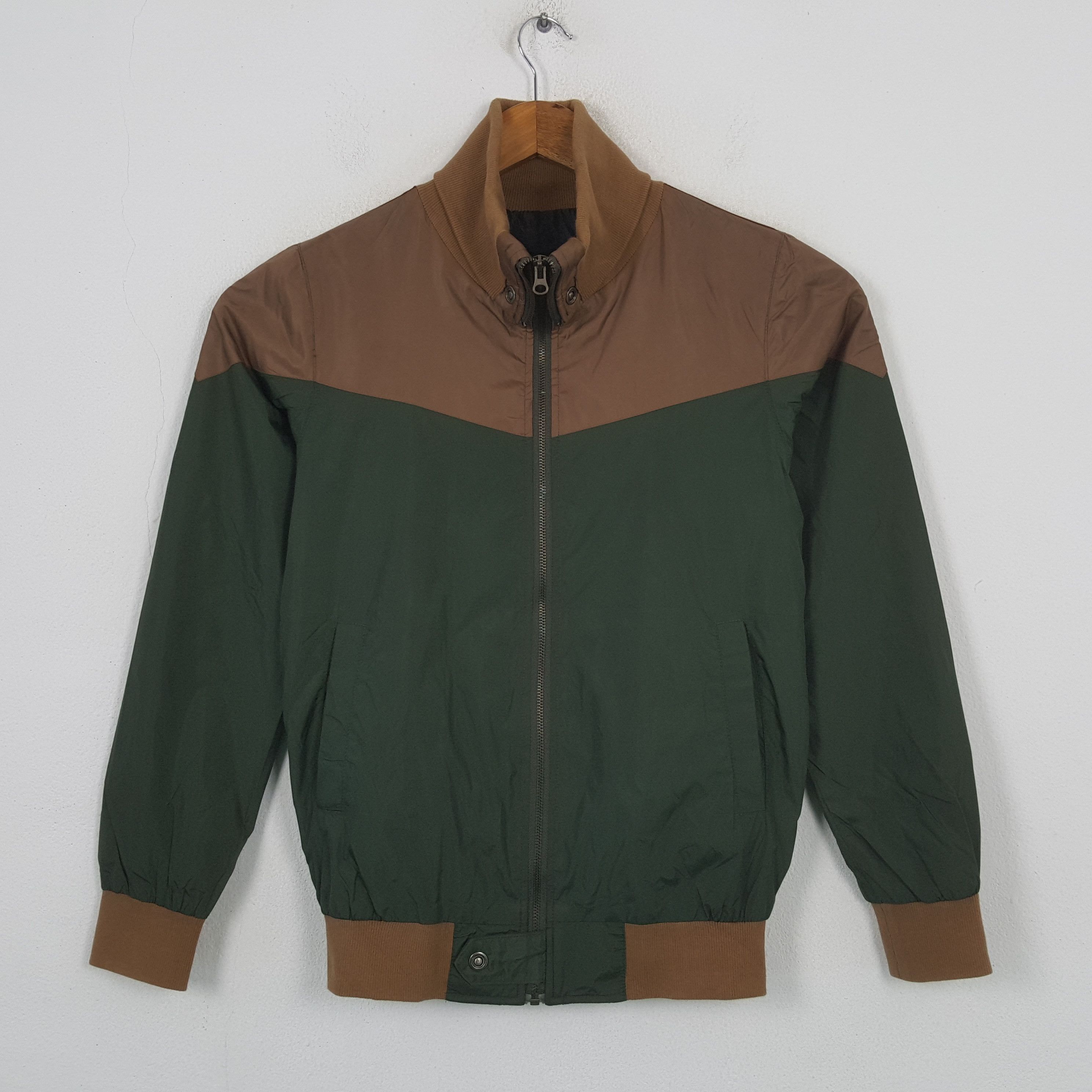 Vintage Black Barrett Fashion Brand Windbreaker Jacket RR3