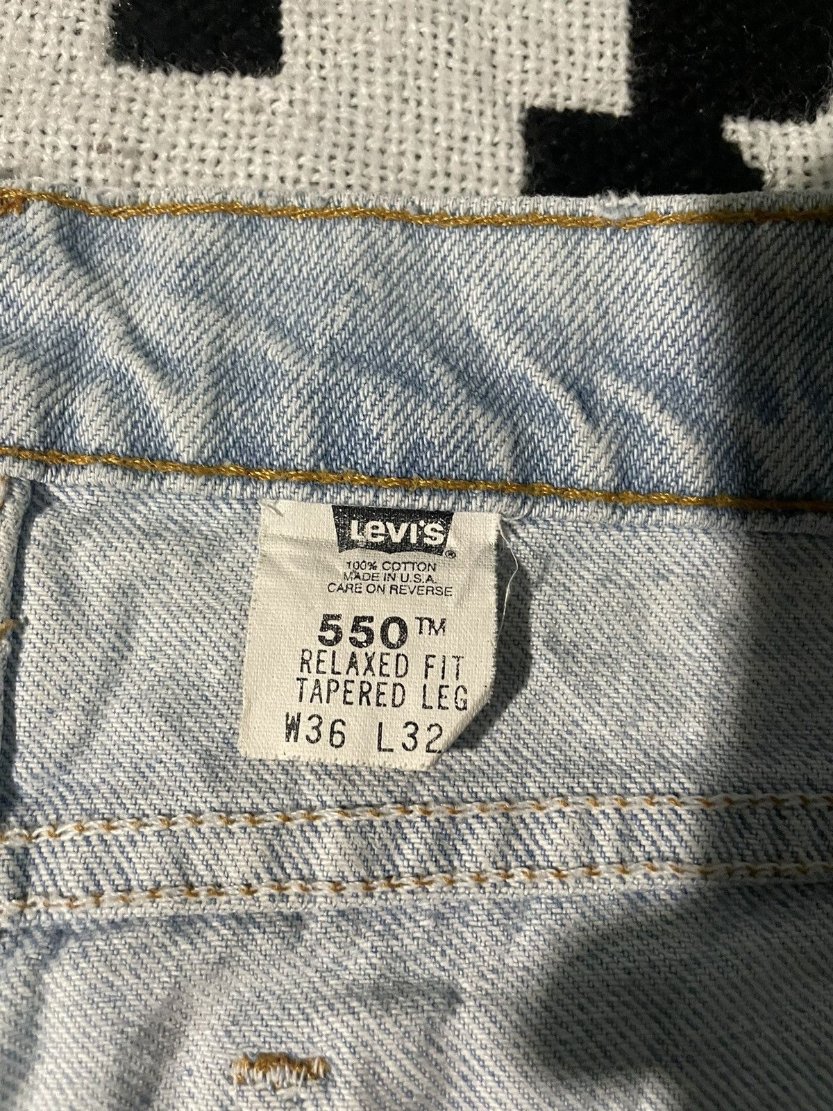 Levi's Vintage Levi’s 550 Relaxed Fit Tapered Leg Jeans Pants 90s Size US 36 / EU 52 - 4 Thumbnail