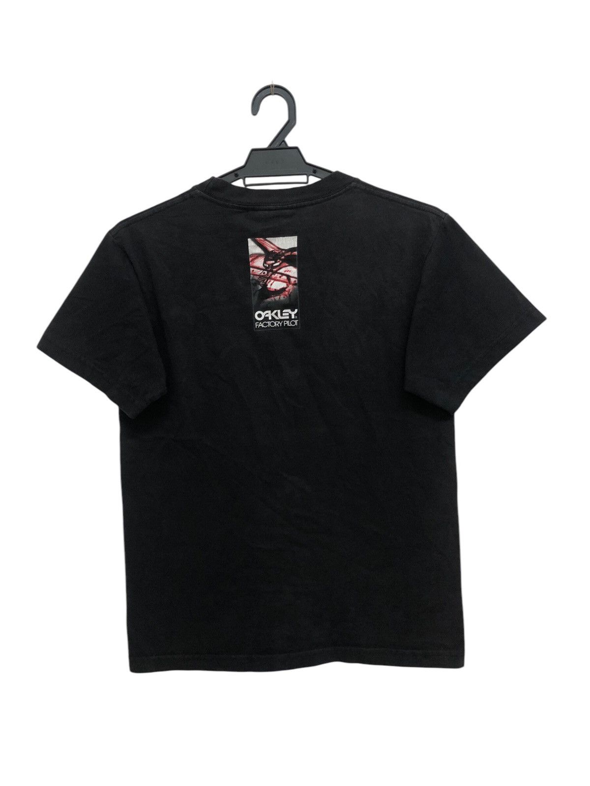 Arts & Science × Oakley × Vintage RARE 🔥 OAKLEY SOFTWARE FACTORY PILOT CYBERPUNK GRAPHICAL TEE Size US S / EU 44-46 / 1 - 2 Thumbnail