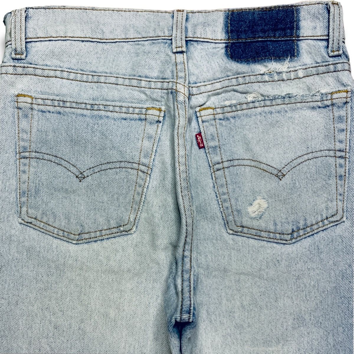 Levi's × Levi's Vintage Clothing Vintage 90s Levis Light Wash Distressed Ripped Jeans 30x30 Size US 30 / EU 46 - 7 Thumbnail