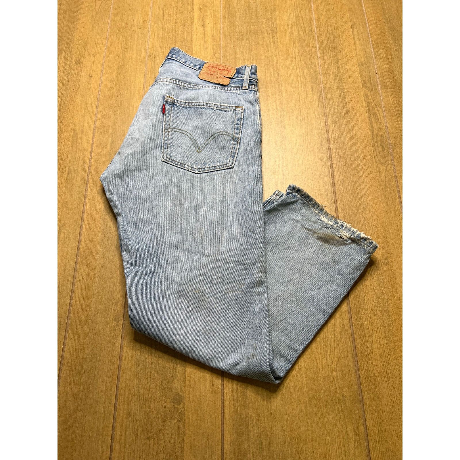 Levi’s 501 Jeans Actual Sz W34 L29 Light Wash Distressed