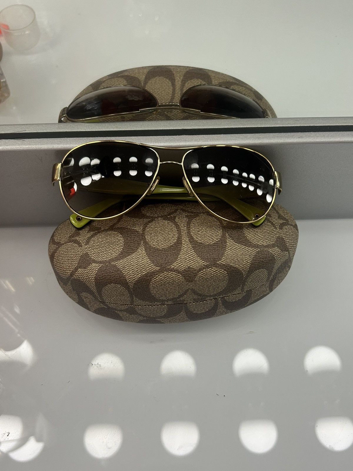 Coach Coach Green Tortoiseshell Print Sunglasses Size ONE SIZE - 1 Thumbnail