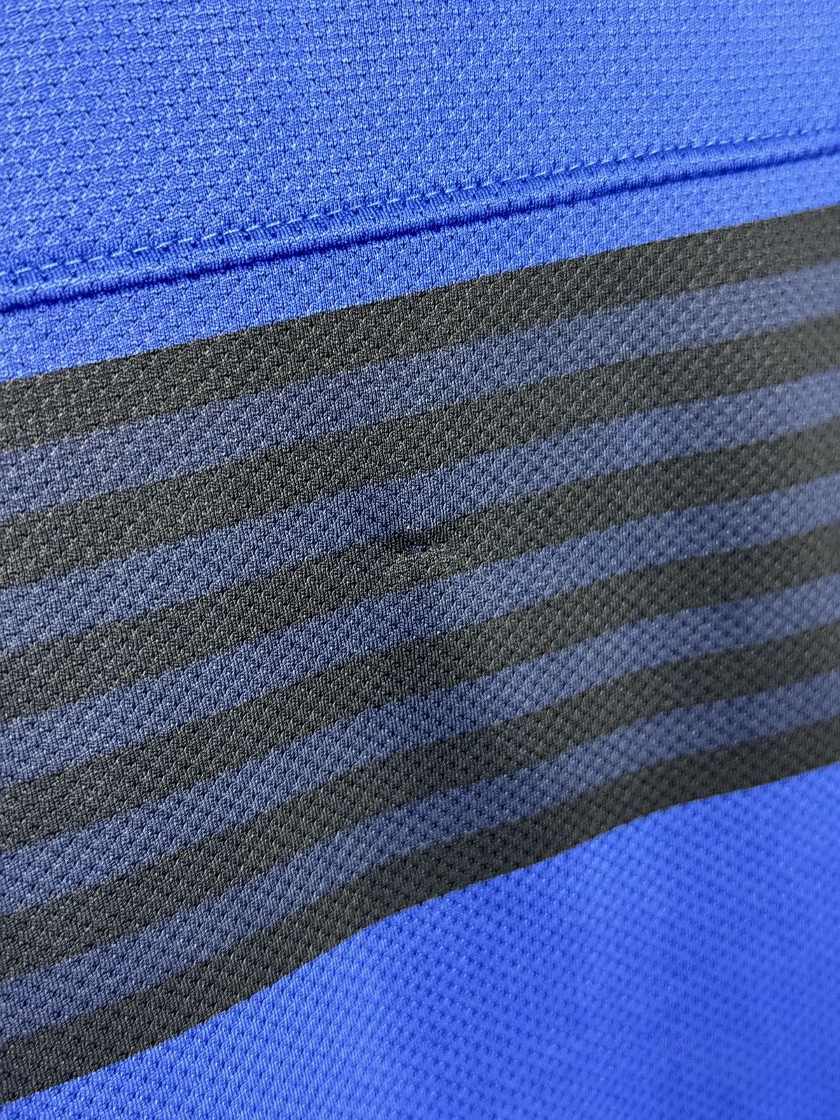 Nike Manchester United 11/12 Away Football Jersey T-Shirt Size US M / EU 48-50 / 2 - 10 Thumbnail
