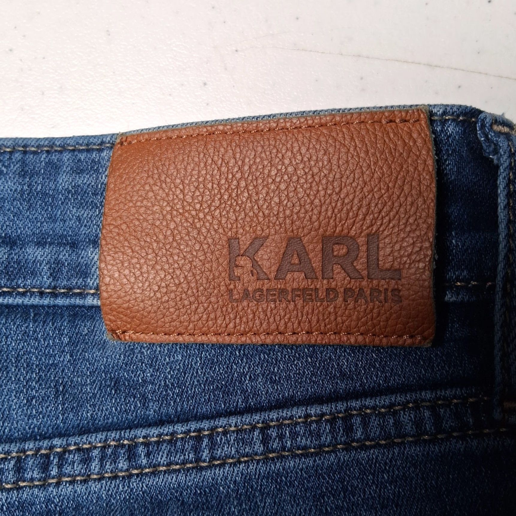 Karl Lagerfeld Karl Lagerfeld Jeans Women 29x27 Straight Leg Rhinestone Studded Stars Whiskered Denim Blue Size 29" - 5 Thumbnail