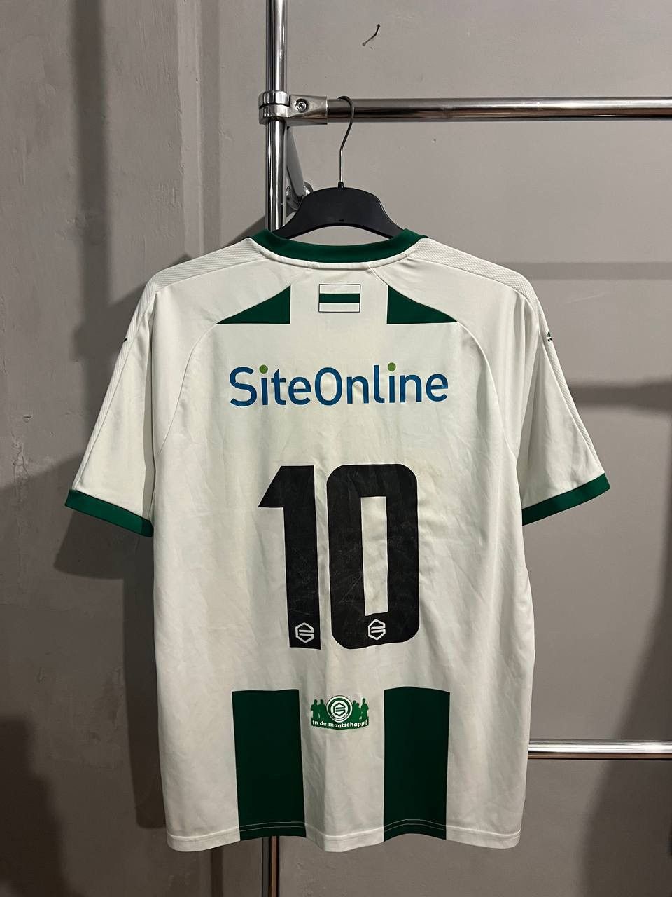 Puma 2017/18 FC GRONINGEN #10 MATCH WORN SOCCER JERSEY SHIRT XL Size US XL / EU 56 / 4 - 3 Thumbnail
