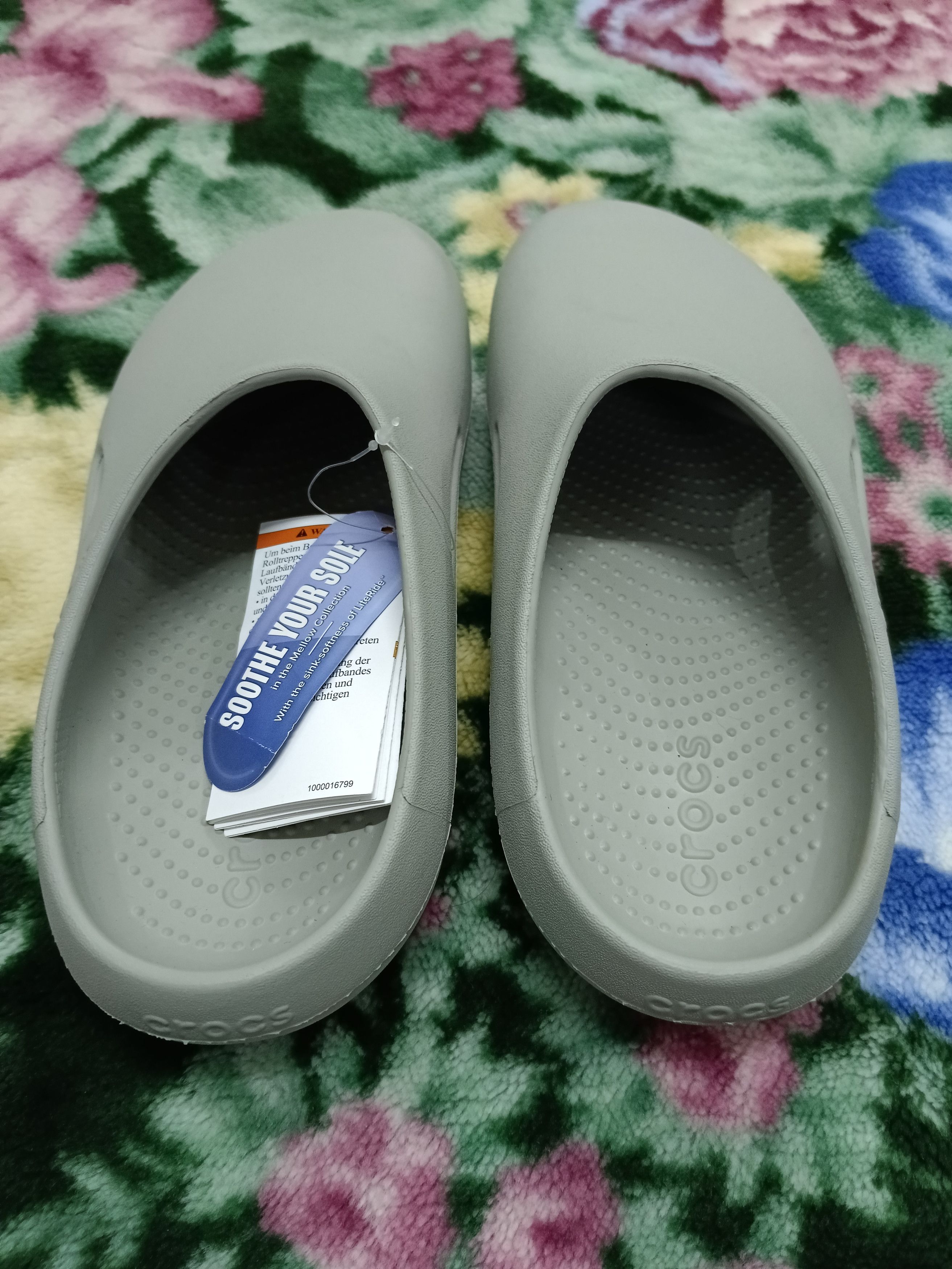 Crocs Mellow Recovery Stucco Unisex Clog - Crocs(M6-W8) Size US 6 / EU 39 - 5 Thumbnail