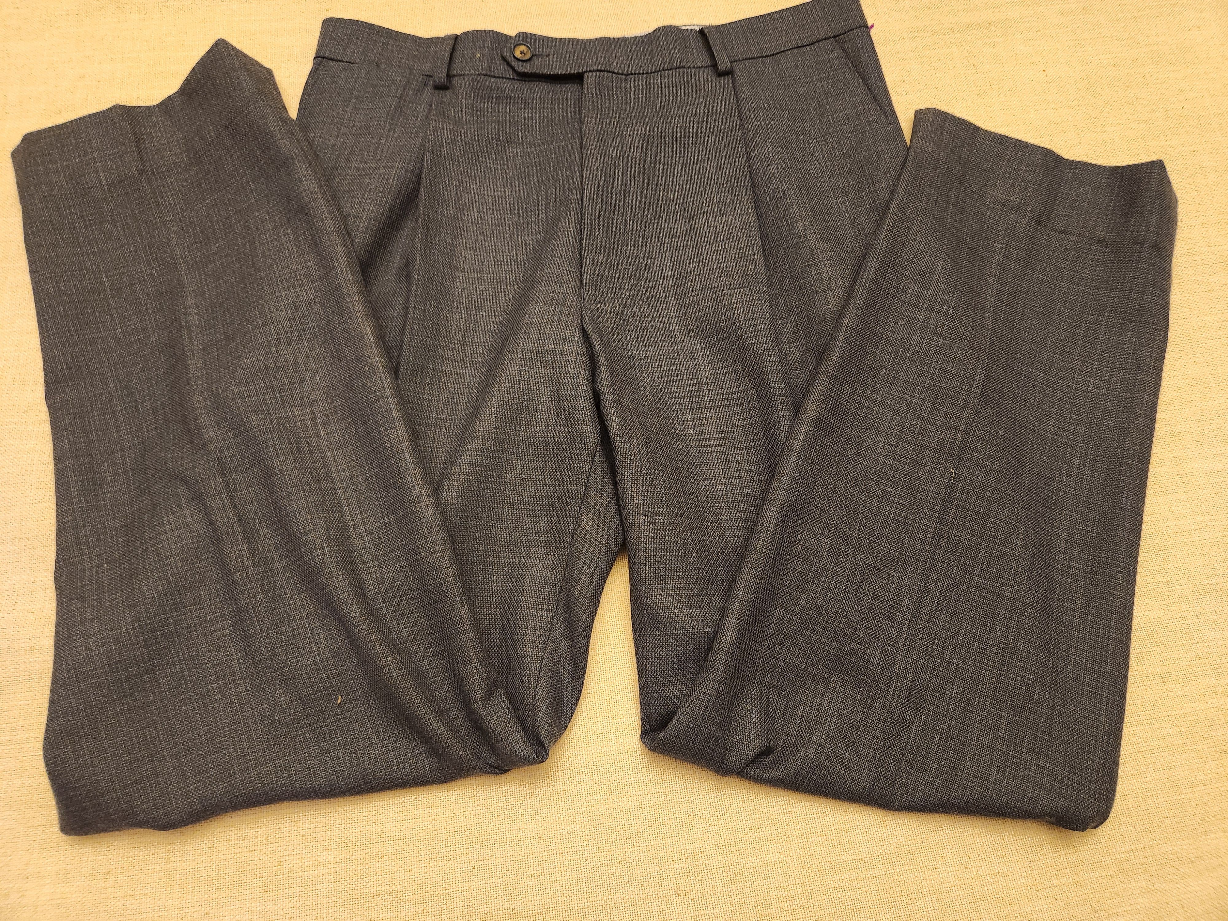 Hart Schaffner Marx NWOT Blue Straight Fit Pants 100% Wool Pleated Front Pants Size US 34 / EU 50 - 2 Thumbnail