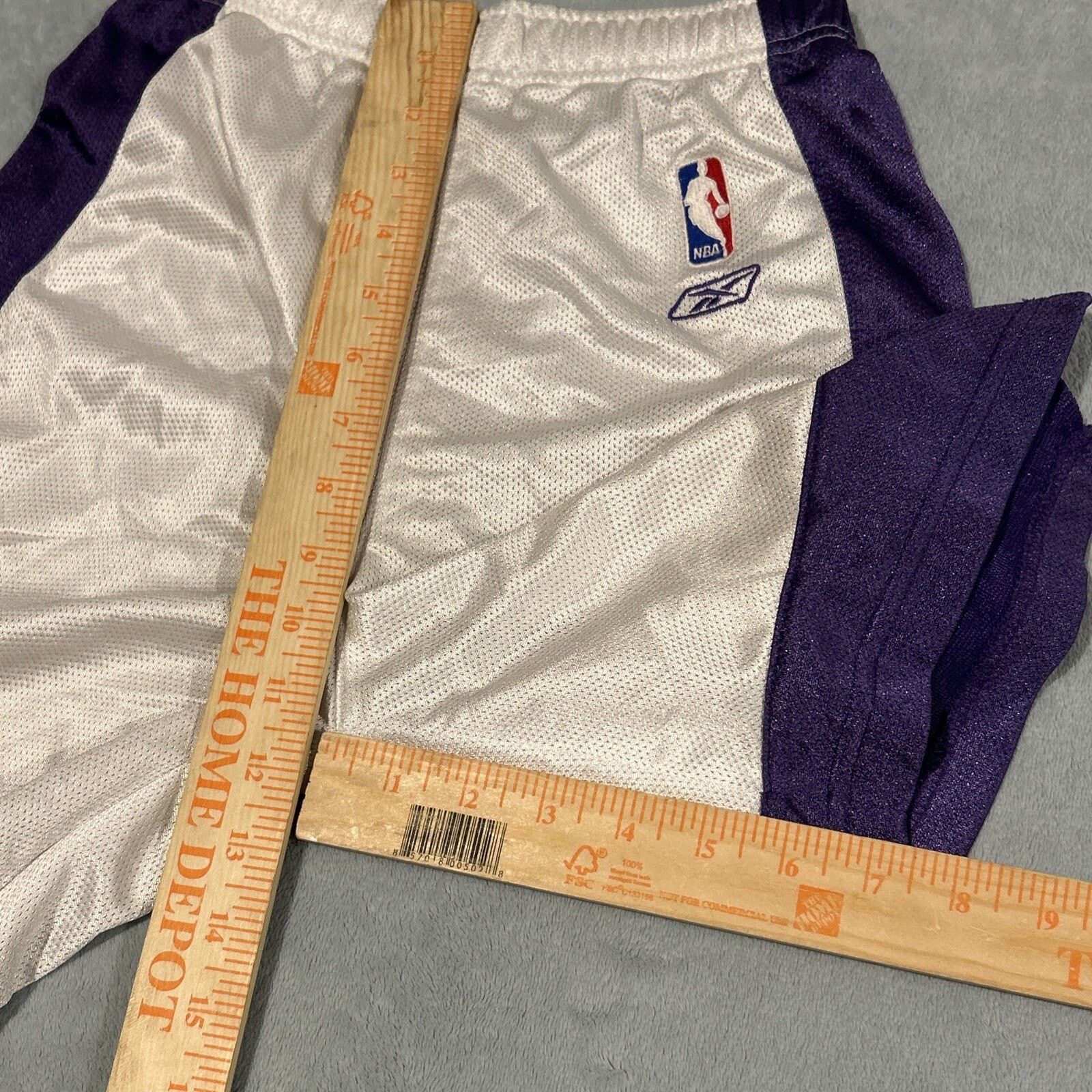 Reebok 2000s Shinny Dazzle Mesh Shorts Boys Medium 22x7 NBA Reebok Size US 26 / EU 42 - 8 Thumbnail
