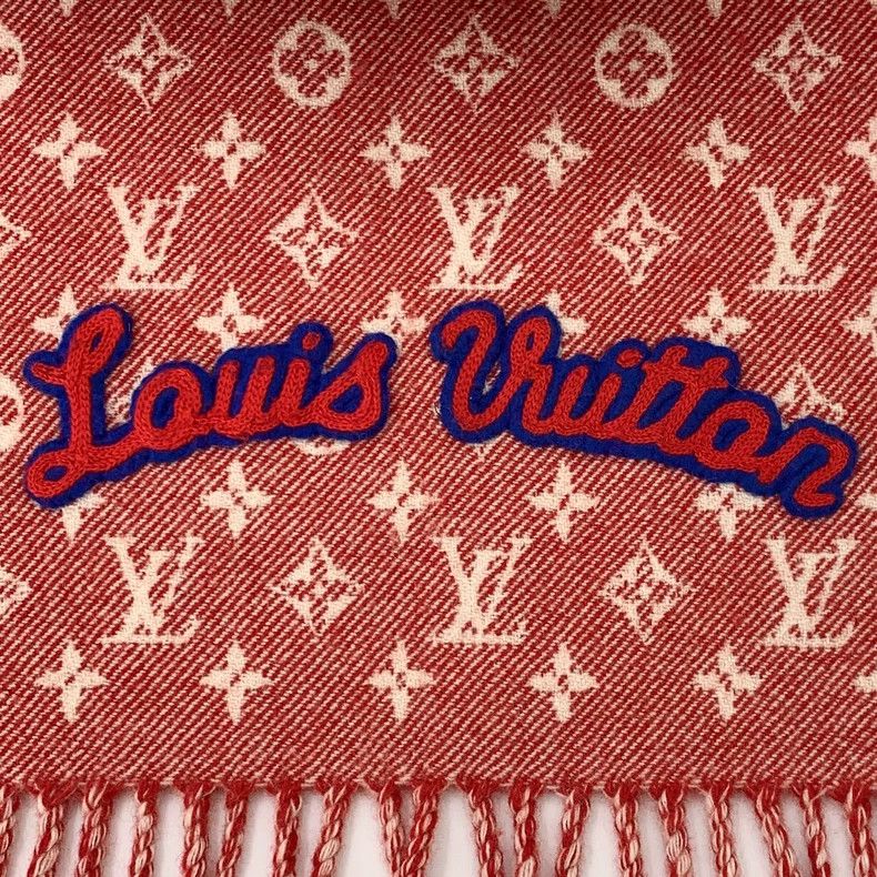 Louis Vuitton Louis Vuitton Red logo old flower full print wool fringe s Size ONE SIZE - 7 Thumbnail