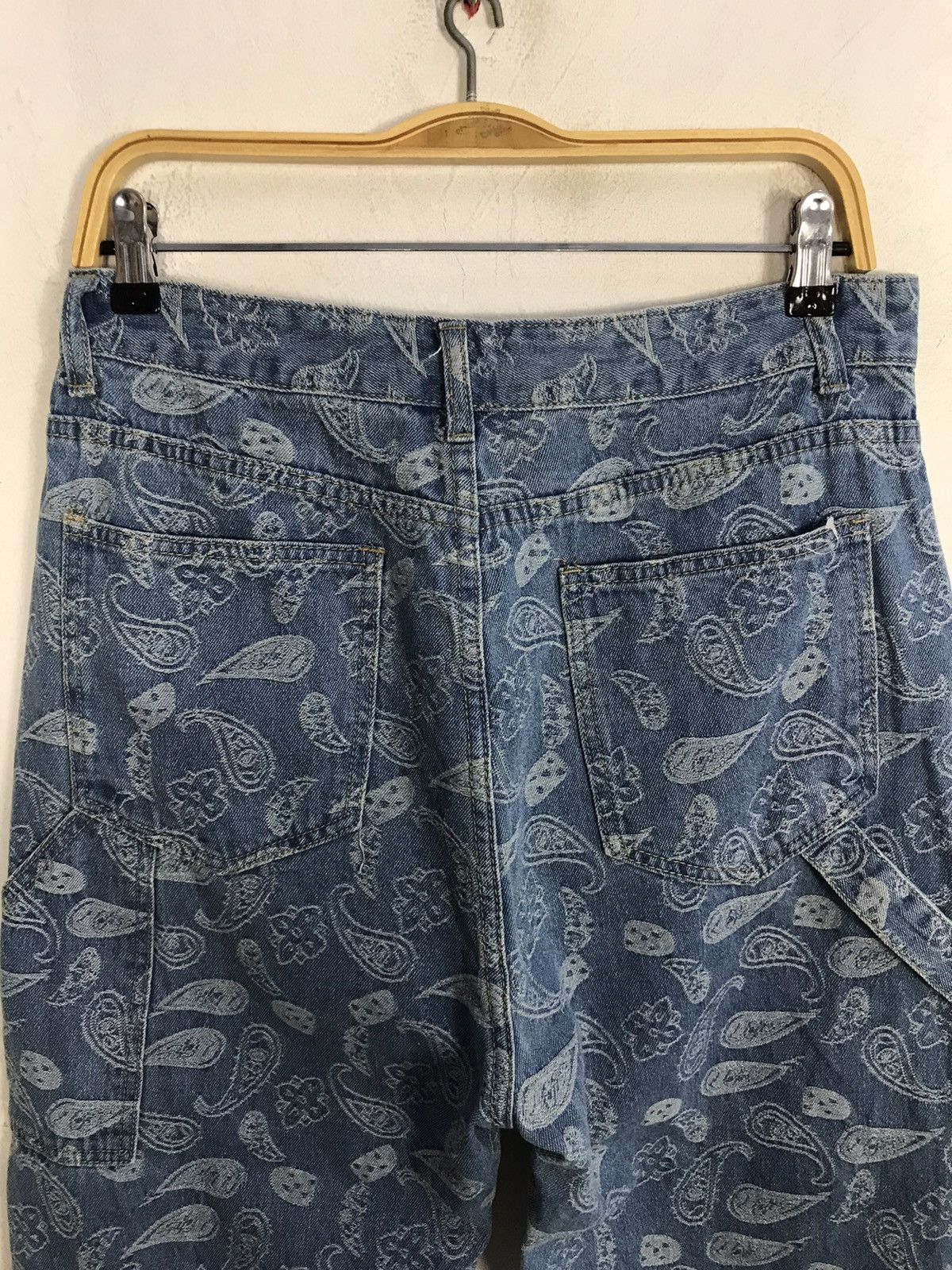 Japanese Brand × Vintage Vintage Japanese Brand Carpenter Paisley Art Denim Shorts Size US 30 / EU 46 - 10 Thumbnail