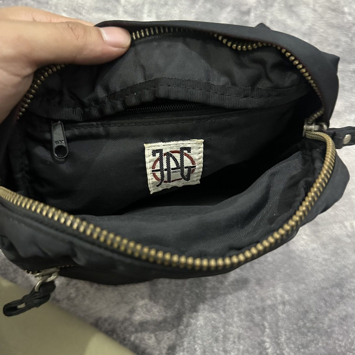 Jean Paul Gaultier × Vintage Vintage jean paul gaultier slingbag Size ONE SIZE - 6 Thumbnail