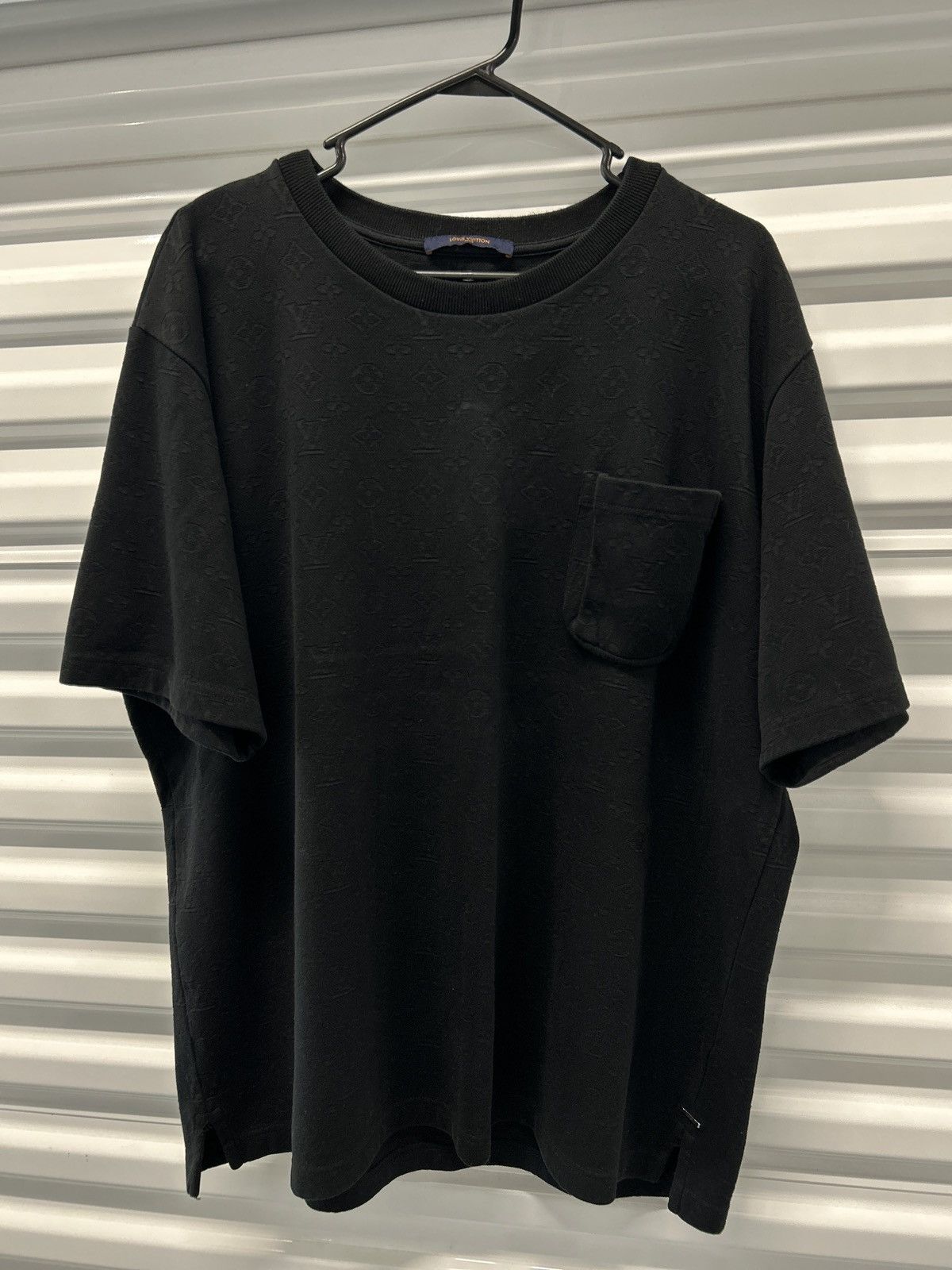 Louis Vuitton Louis Vuitton Black Tee Size US XL / EU 56 / 4 - 1 Thumbnail