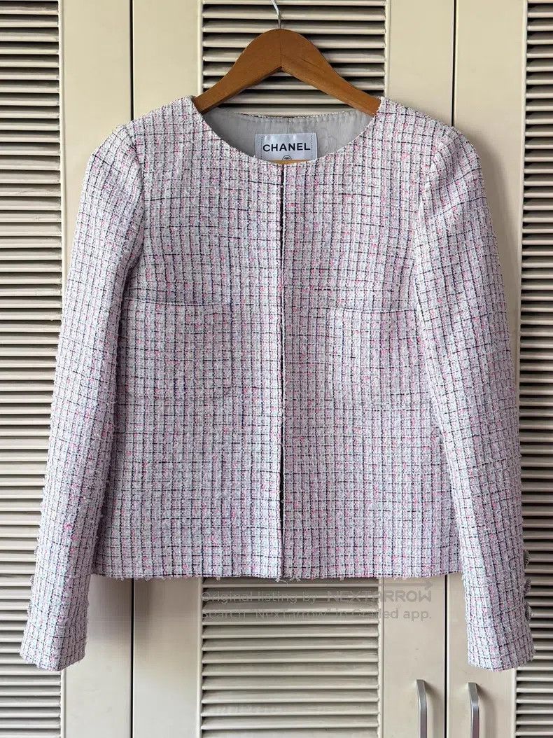 Chanel Chanel Short coat Size XS / US 0-2 / IT 36-38 - 1 Thumbnail