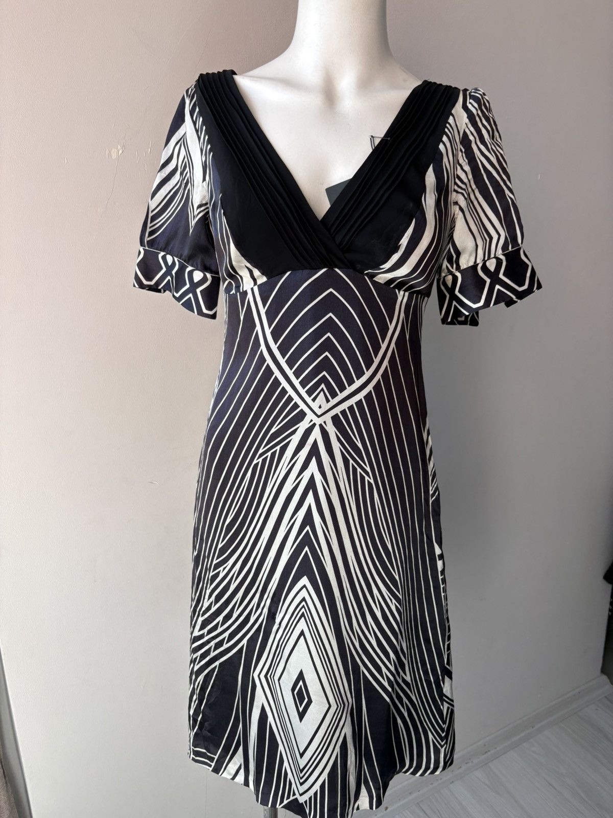 Vintage Silk dress Size S / US 4 / IT 40 - 9 Thumbnail