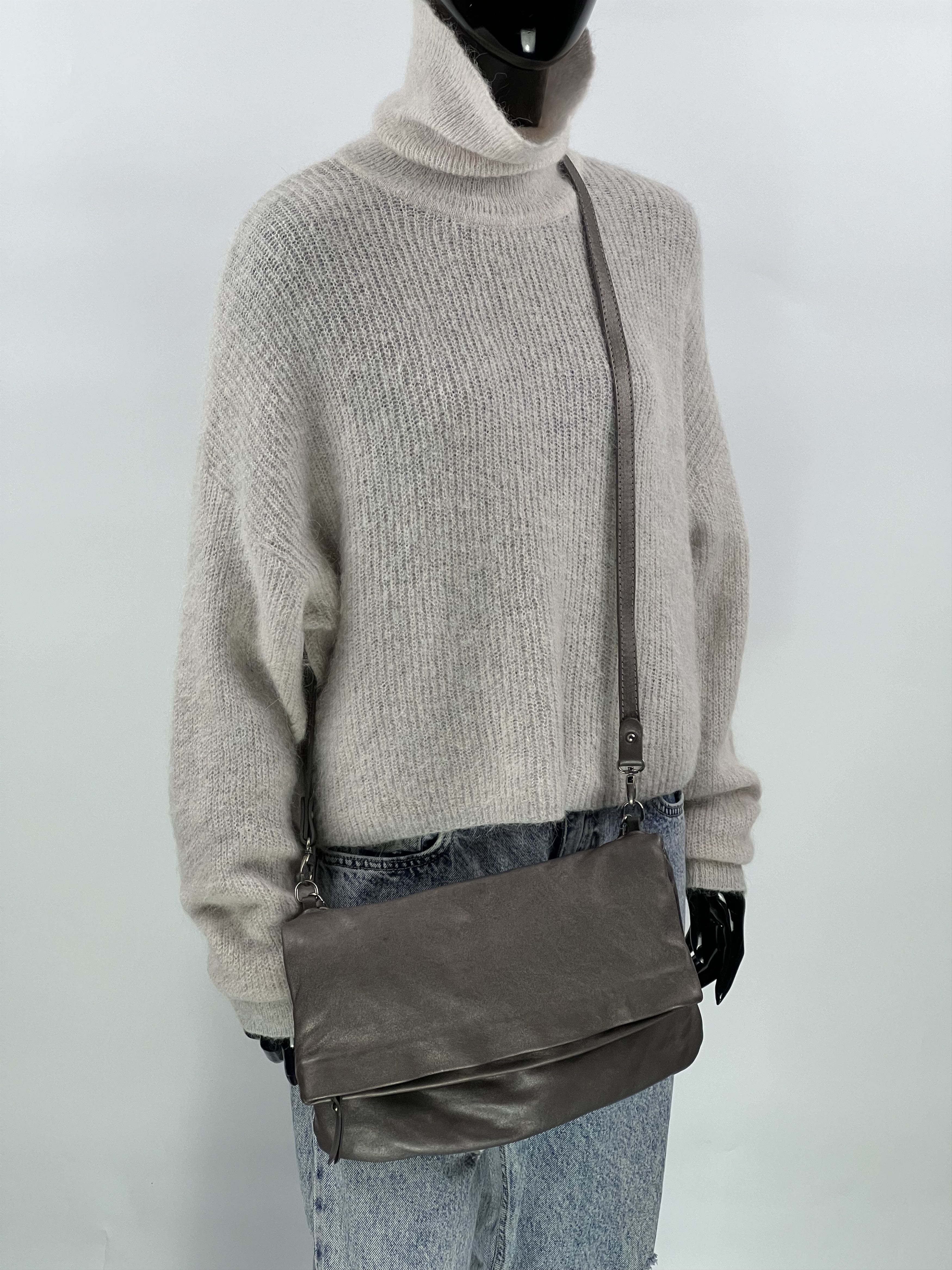 Gianni Chiarini Gianni Chiarini Leather Crossbody Bag Clutch Size ONE SIZE - 1 Thumbnail