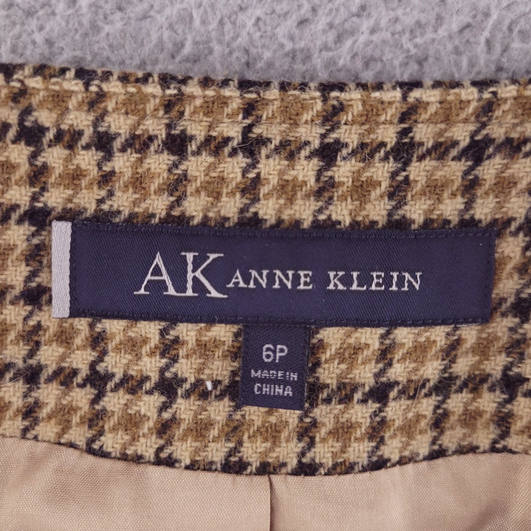 Anne Klein VINTAGE Anne Klein Coat Womens 6P Petite Semi Crop Houndstooth Brown Button Lambswool Overcoat Females 6P Brown Houndstooth Coat Womens Size M / US 6-8 / IT 42-44 - 3 Thumbnail