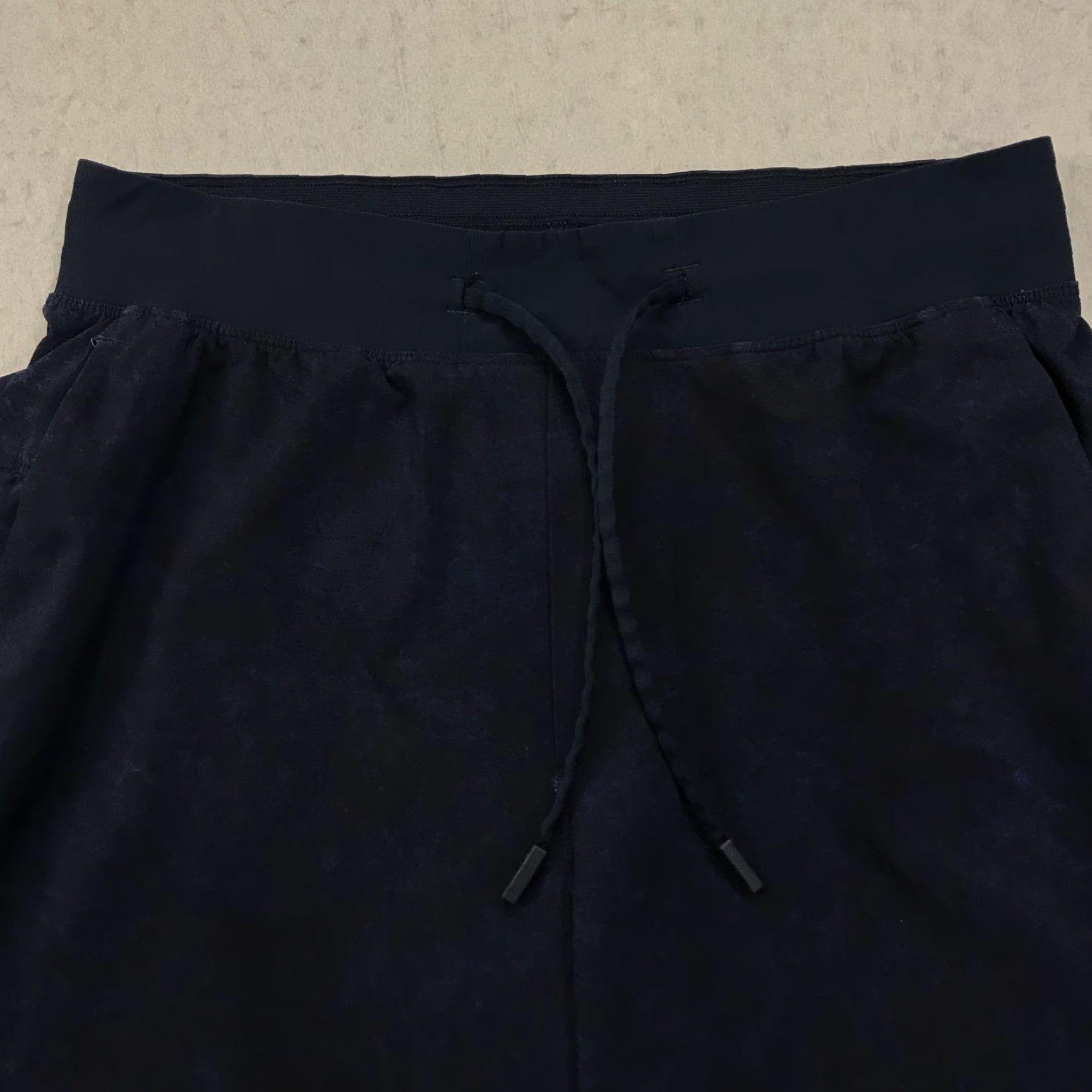 Lululemon Lululemon Shorts Mens Small Blue Gym T.H.E. Short Linerless 10 Inch Workout Size US 29 - 2 Thumbnail
