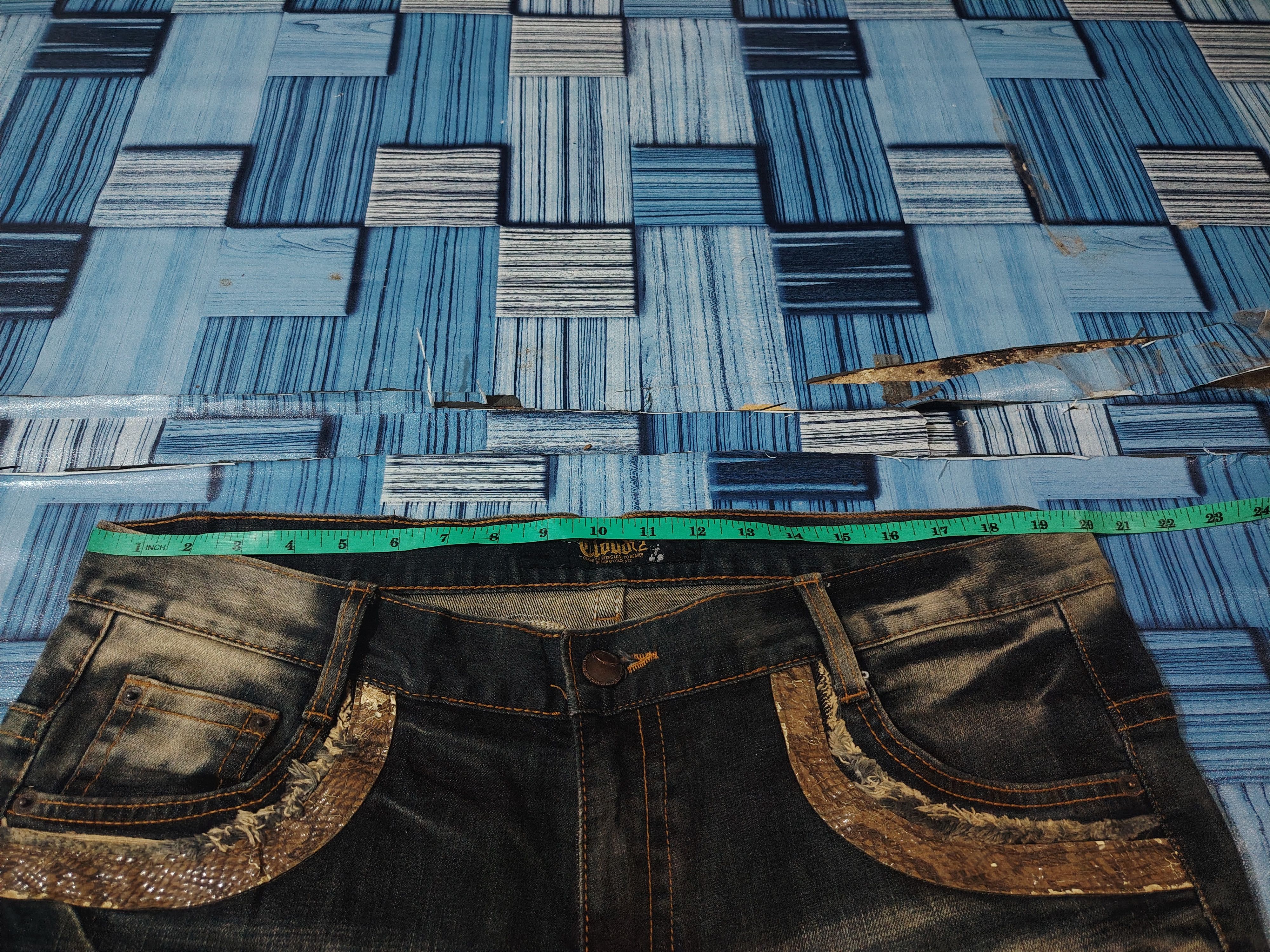 Rock Revival Japanese Cloud72 Denim Distressed Flared Jeans Cross Pocket Size US 40 / EU 56 - 19 Thumbnail