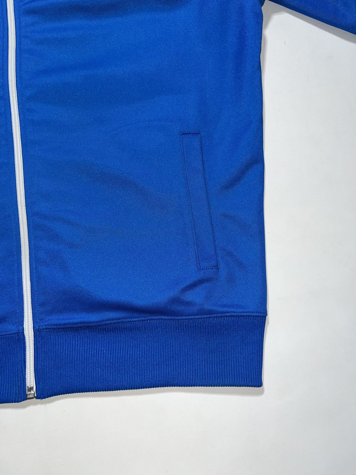 Fred Perry Vintage Fred Perry Blue Zipper/ Tracksuit Top Size L Size US L / EU 52-54 / 3 - 14 Thumbnail