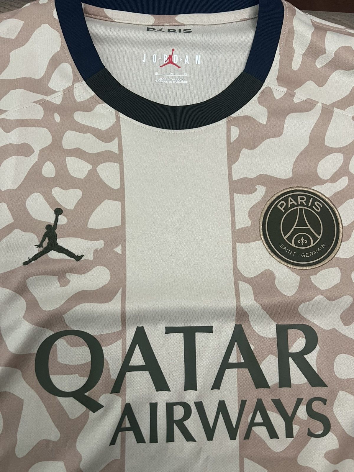 Jordan Brand PSG Jersey Size US XL / EU 56 / 4 - 2 Thumbnail