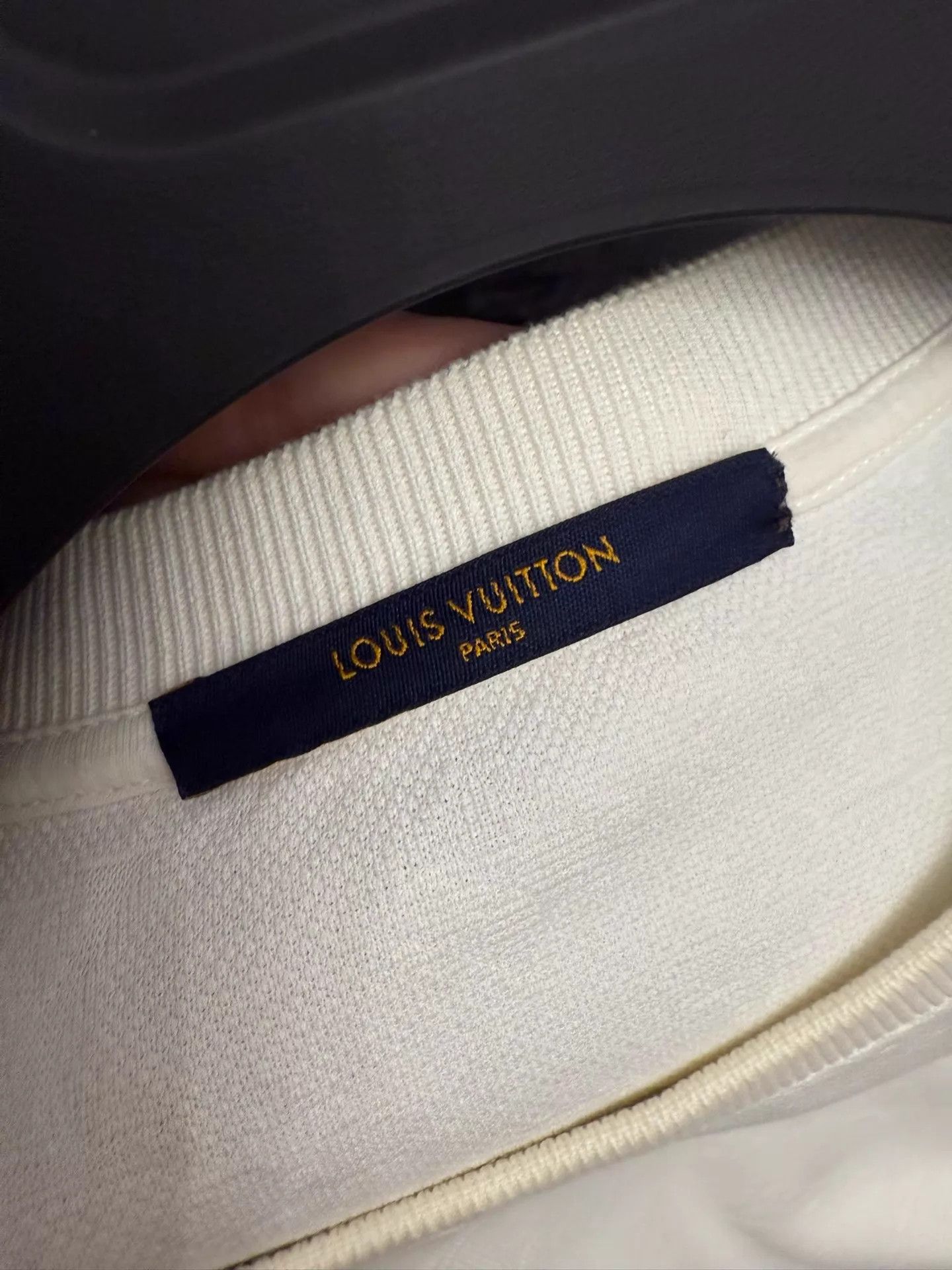 Louis Vuitton LOUIS VUITTON Full Logo White Short-Sleeve T-Shirt XXL Size US XXL / EU 58 / 5 - 5 Thumbnail