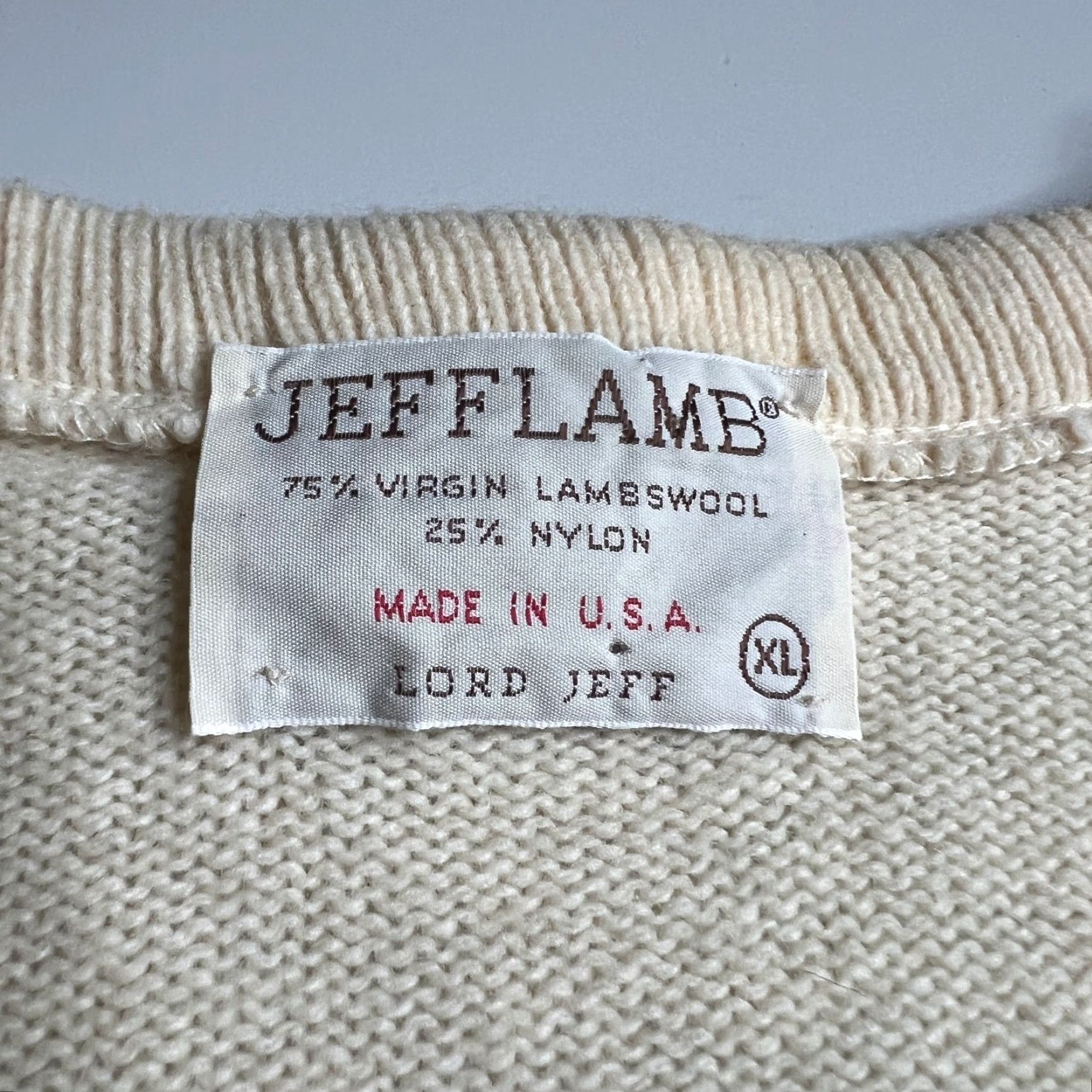 Vintage VINTAGE Lord Jeff Sweater XL Men's Wool V-Neck Cream Knit Pullover Made in USA Size US XL / EU 56 / 4 - 4 Thumbnail