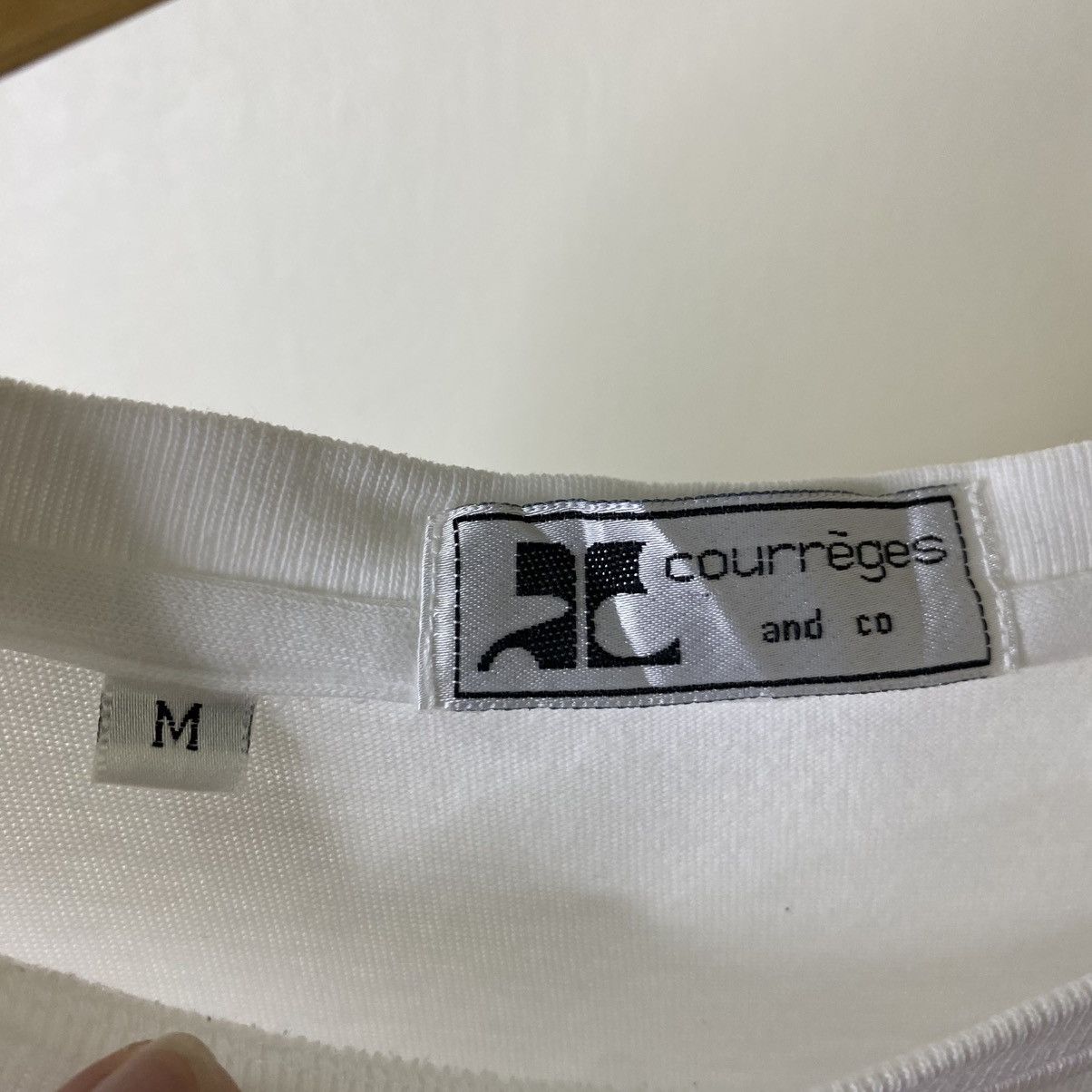 Courreges 1990s Courreges Multicolor Embroidery Spell Out T Shirt Size US M / EU 48-50 / 2 - 3 Thumbnail