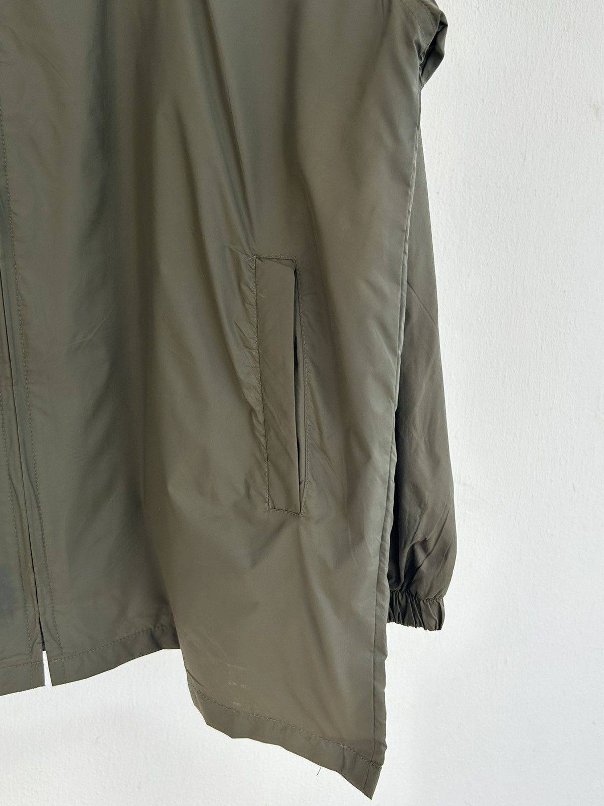 Fendi Fendi Jeans Green Army Nylon Coach Jacket Size US XL / EU 56 / 4 - 5 Thumbnail