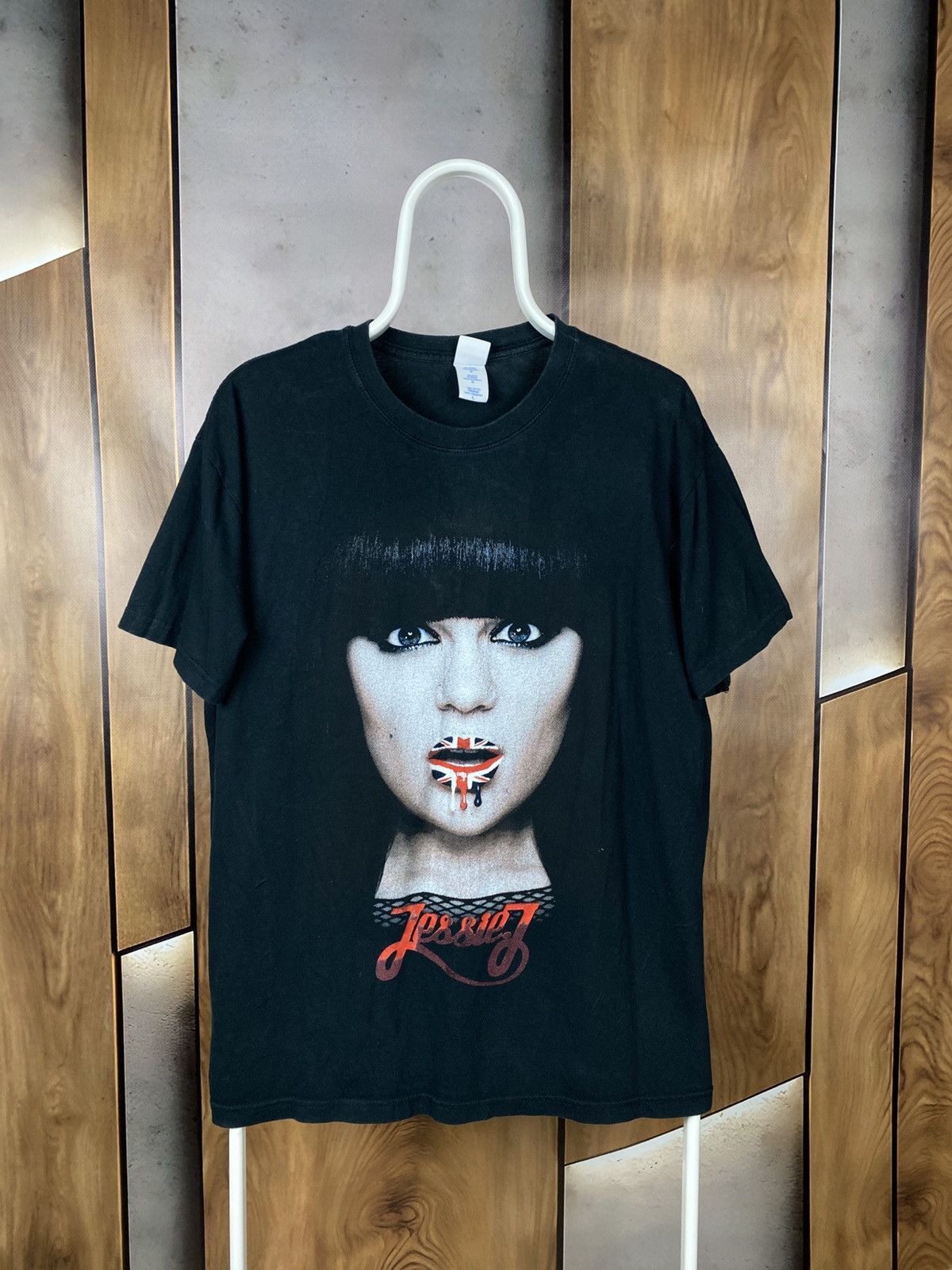 Band Tees 🎙️Vintage 2011 T-Shirt Jessie J Heart Beat UK Tour Tee🎙️ Size US L / EU 52-54 / 3 - 1 Thumbnail