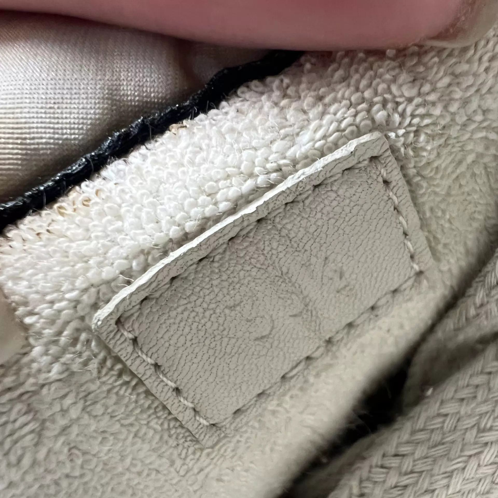 Gucci Gucci Distressed Sneaker Gray-Green Women's 35.5 Size US 5 / IT 35 - 4 Thumbnail