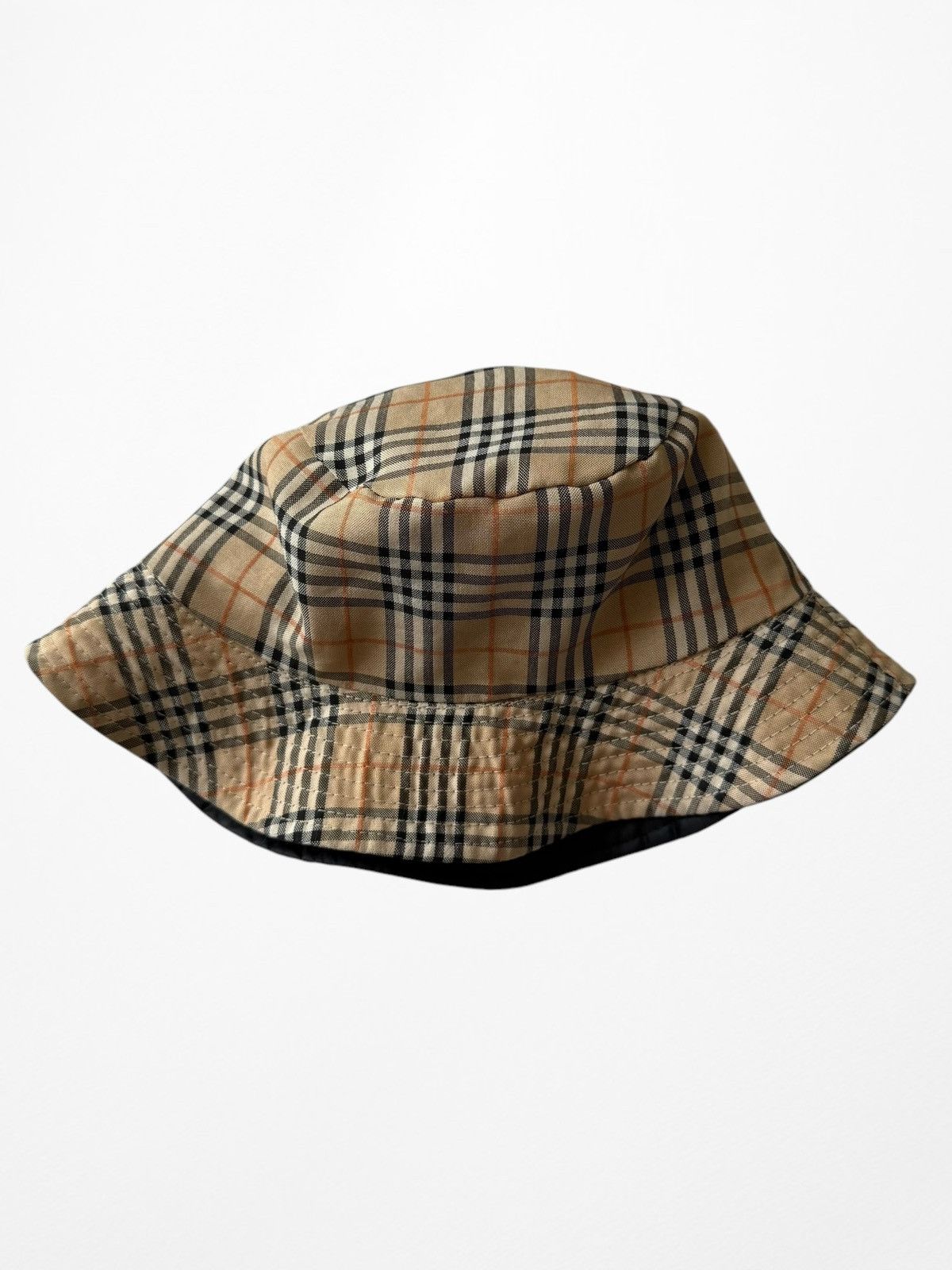Burberry Burberry London Vintage Nova check reversible bucket hat Size ONE SIZE - 4 Thumbnail