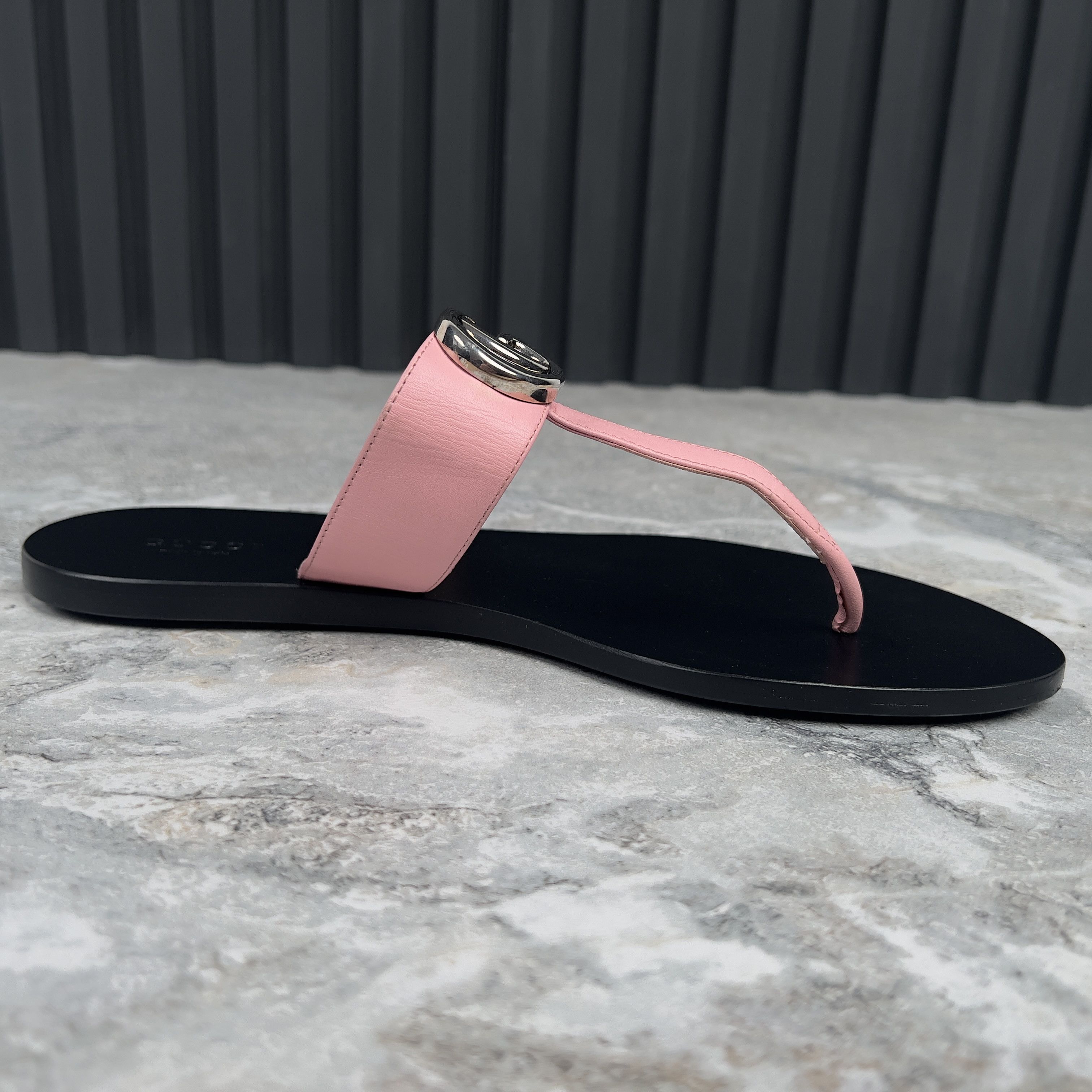 Gucci GUCCI Double GG Buckle Marmont Thong Sandal Leather Size US 9.5 / IT 39.5 - 7 Thumbnail