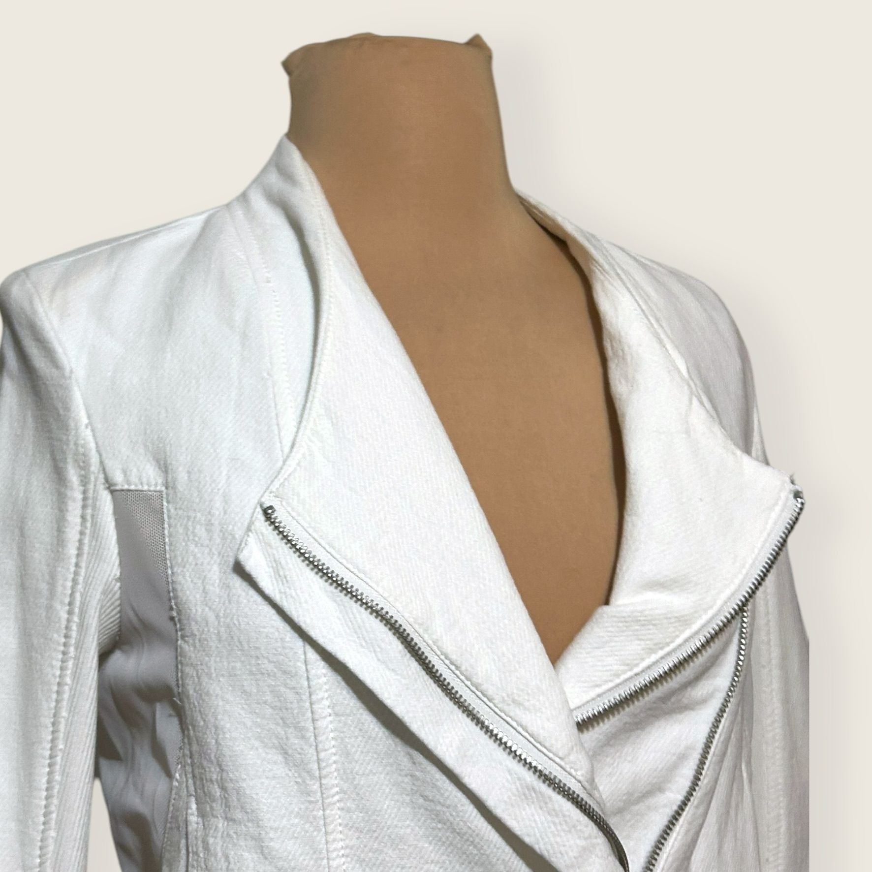 BLANKNYC BlankNYC White Windy City Moto Jacket XS Mesh Jacquard Summe Size XS / US 0-2 / IT 36-38 - 5 Thumbnail