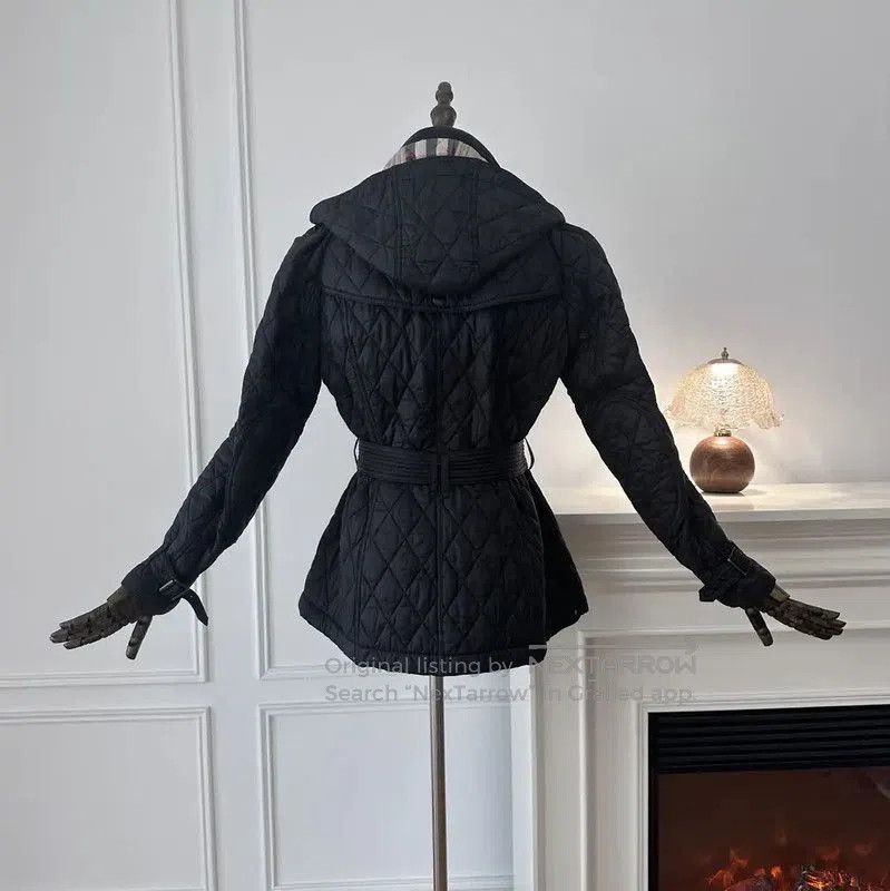 Burberry Burberry Black Women's Quilted Jacket. Size L / US 10 / IT 46 - 1 Thumbnail