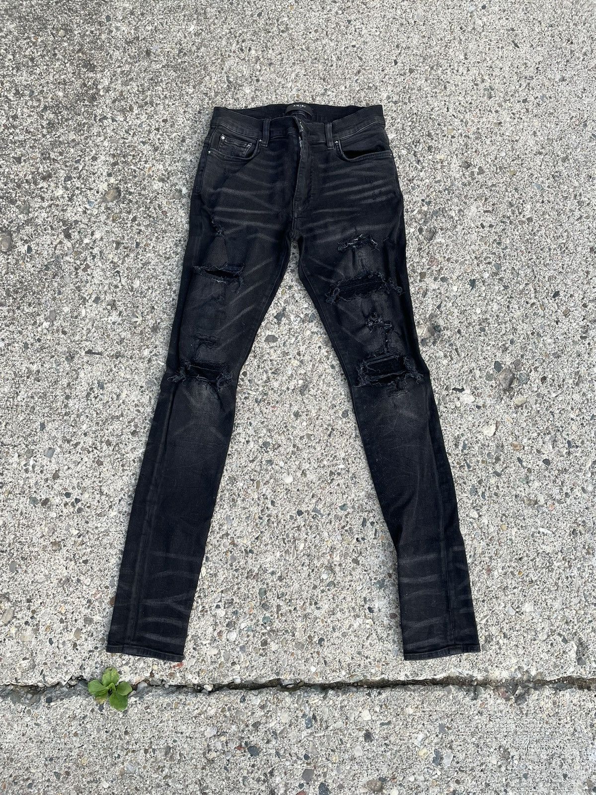 Amiri AMIRI BLACK DISTRESSED DENIM Size US 30 / EU 46 - 1 Thumbnail