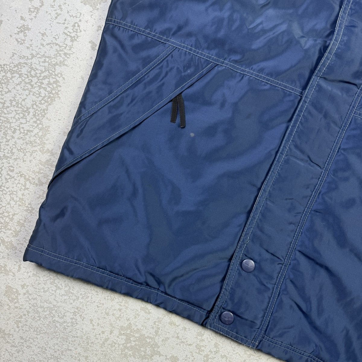 Nike Vintage 90s Nike Spell Out Quilt Lined Jacket Size US L / EU 52-54 / 3 - 4 Thumbnail