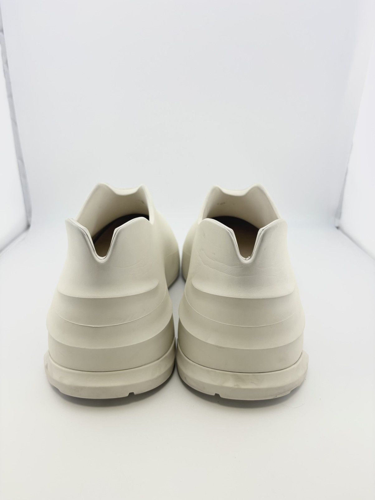 Givenchy GIVENCHY IVORY CLOG USED SIZE 9 Size US 9 / EU 42 - 4 Thumbnail