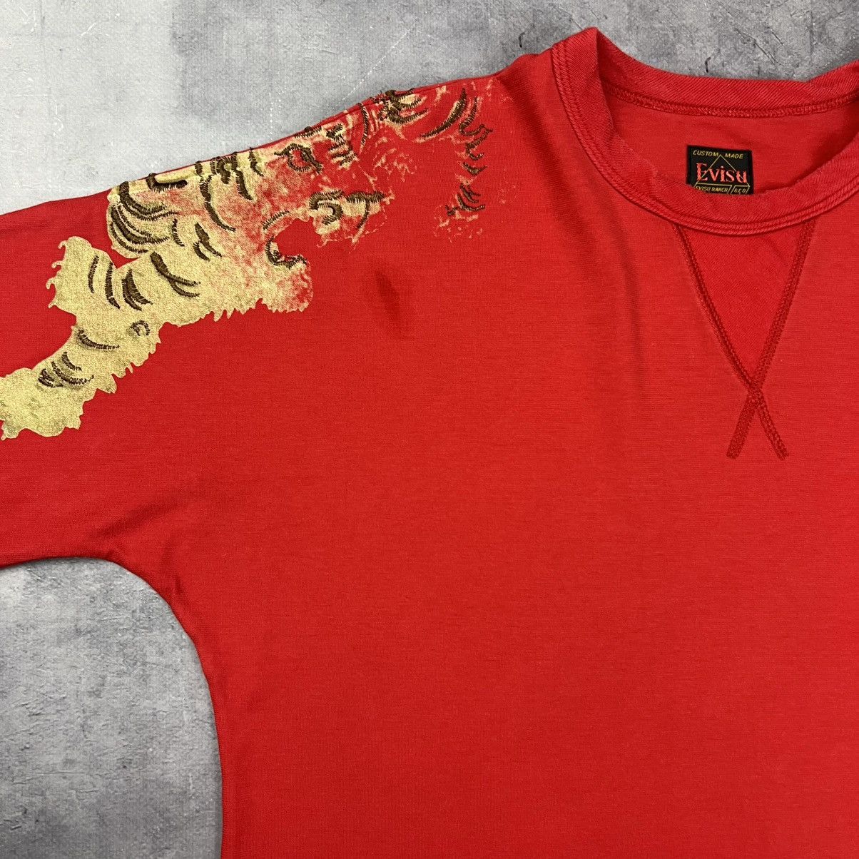 Evisu Rare! Evisu Tiger Logo Vintage Tee 90s Casual Size US M / EU 48-50 / 2 - 3 Thumbnail