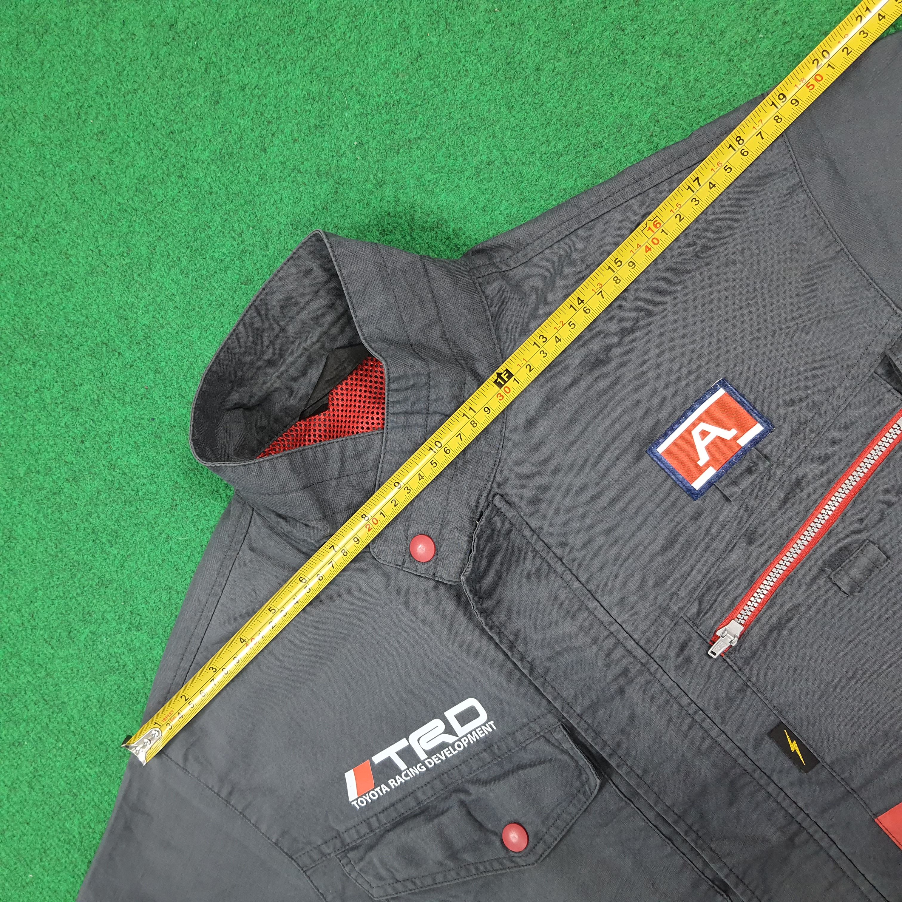 Japanese Brand Vintage TRD Toyota Motorsports Custom Logo Jacket C296N26 Size US S / EU 44-46 / 1 - 10 Thumbnail
