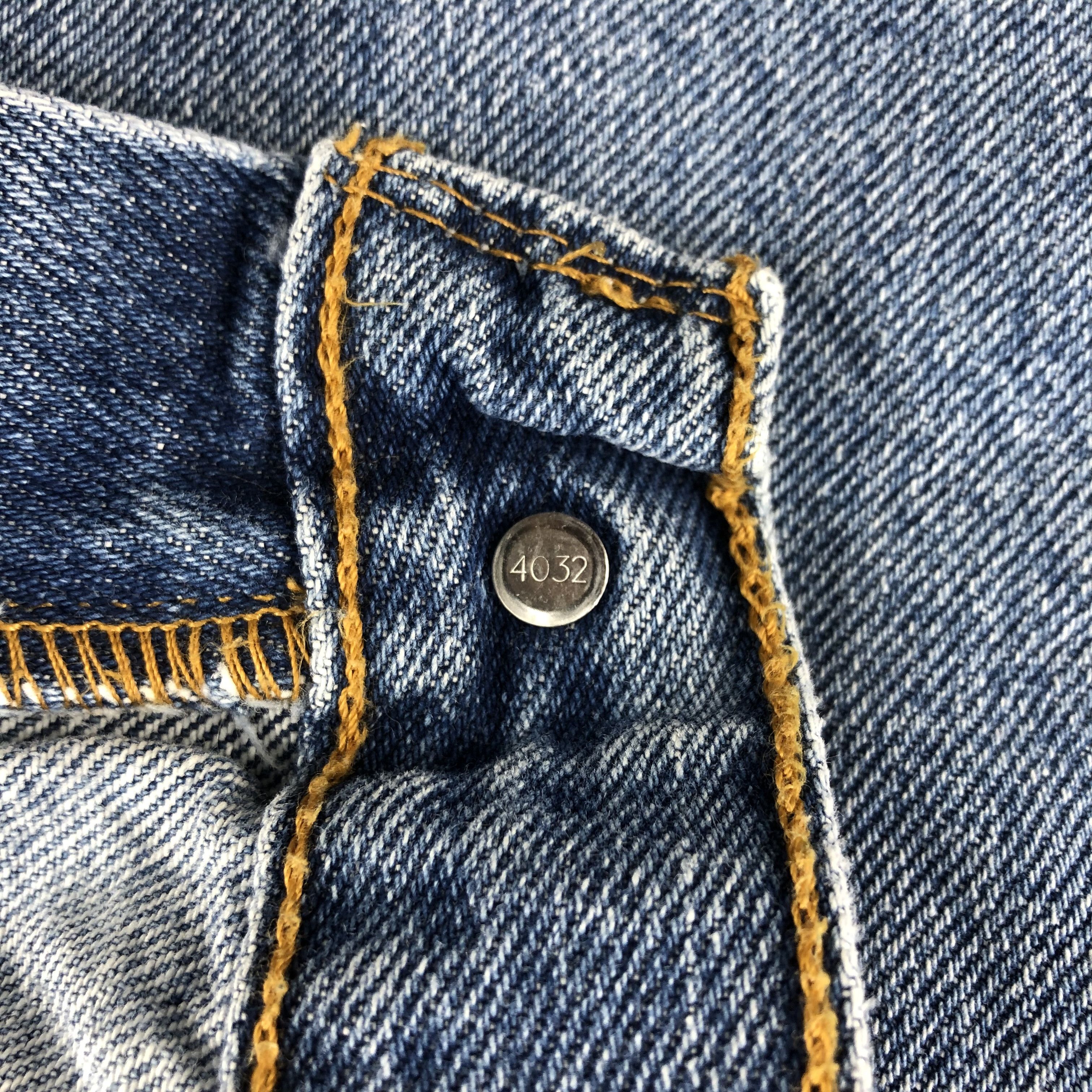 Levi's × Vintage Vintage Blue Wash Levis 550 Jeans-JM2336 Size US 40 / EU 56 - 9 Thumbnail
