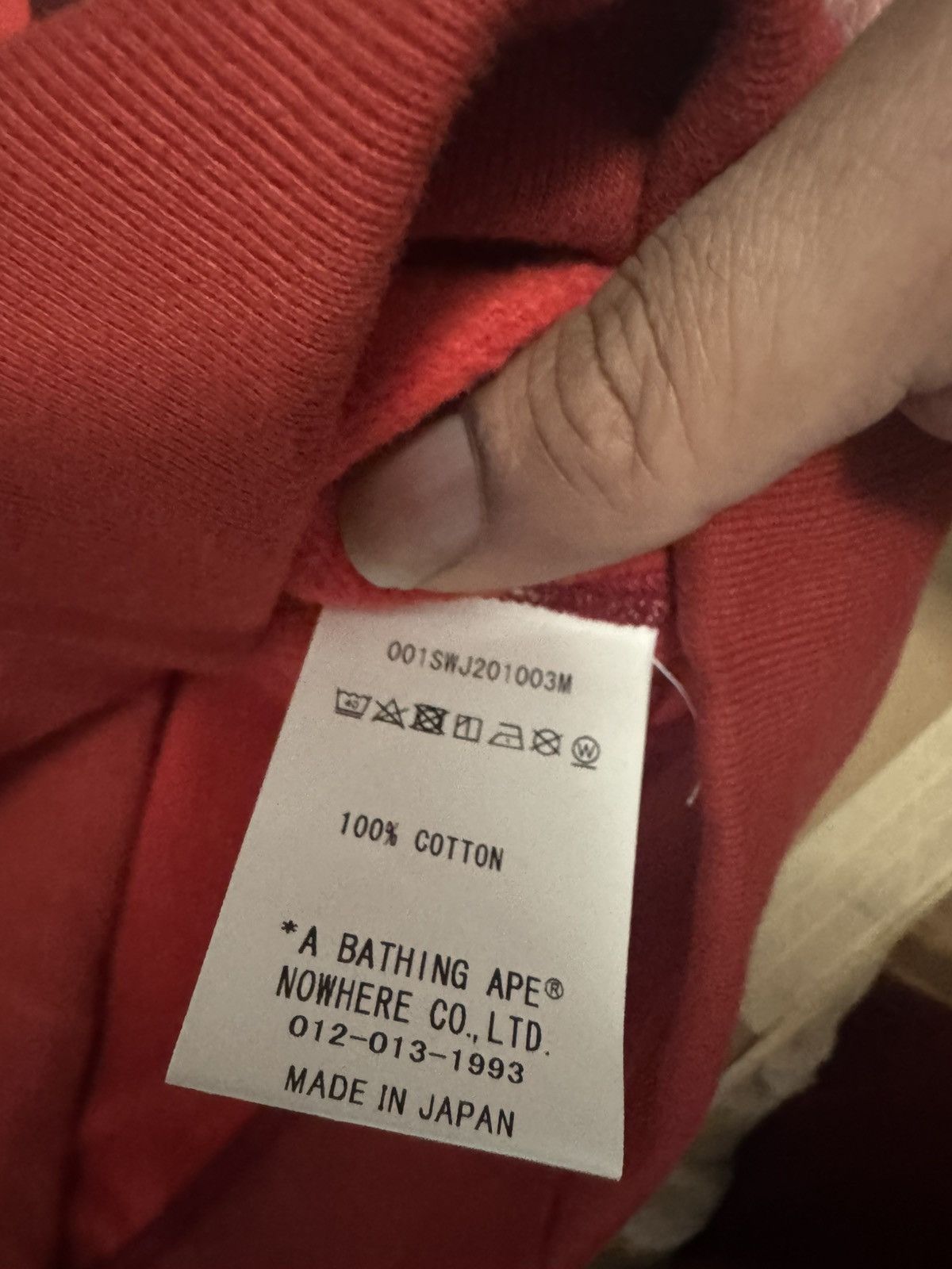 Bape BAPE Red Camo Shark Crewneck Size US L / EU 52-54 / 3 - 3 Thumbnail