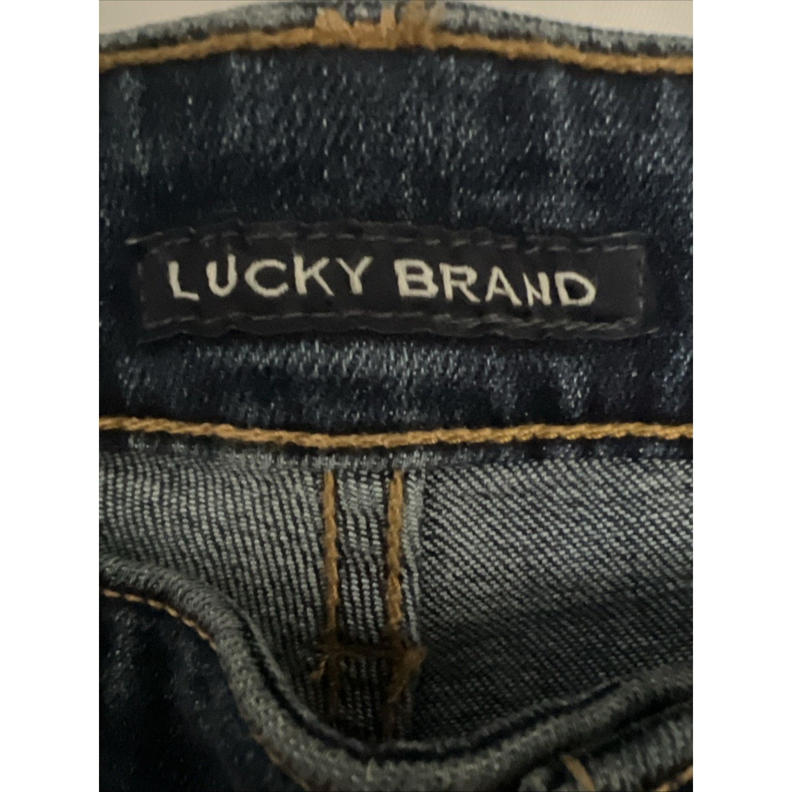 Lucky Brand Lucky Brand 410 Athlete Fit Jeans 33x30 Stretch Relax Denim Size US 33 - 6 Thumbnail