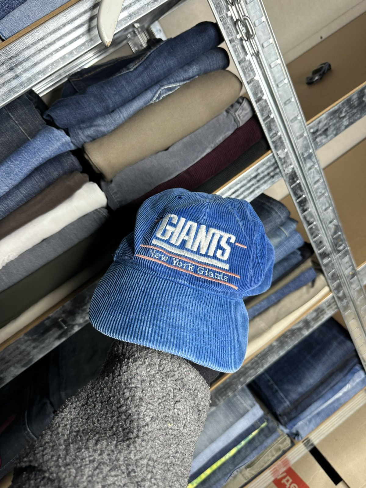 NFL Vintage New York Giants Corduroy Snapback Cap Hat 90s NFL Size ONE SIZE - 1 Thumbnail