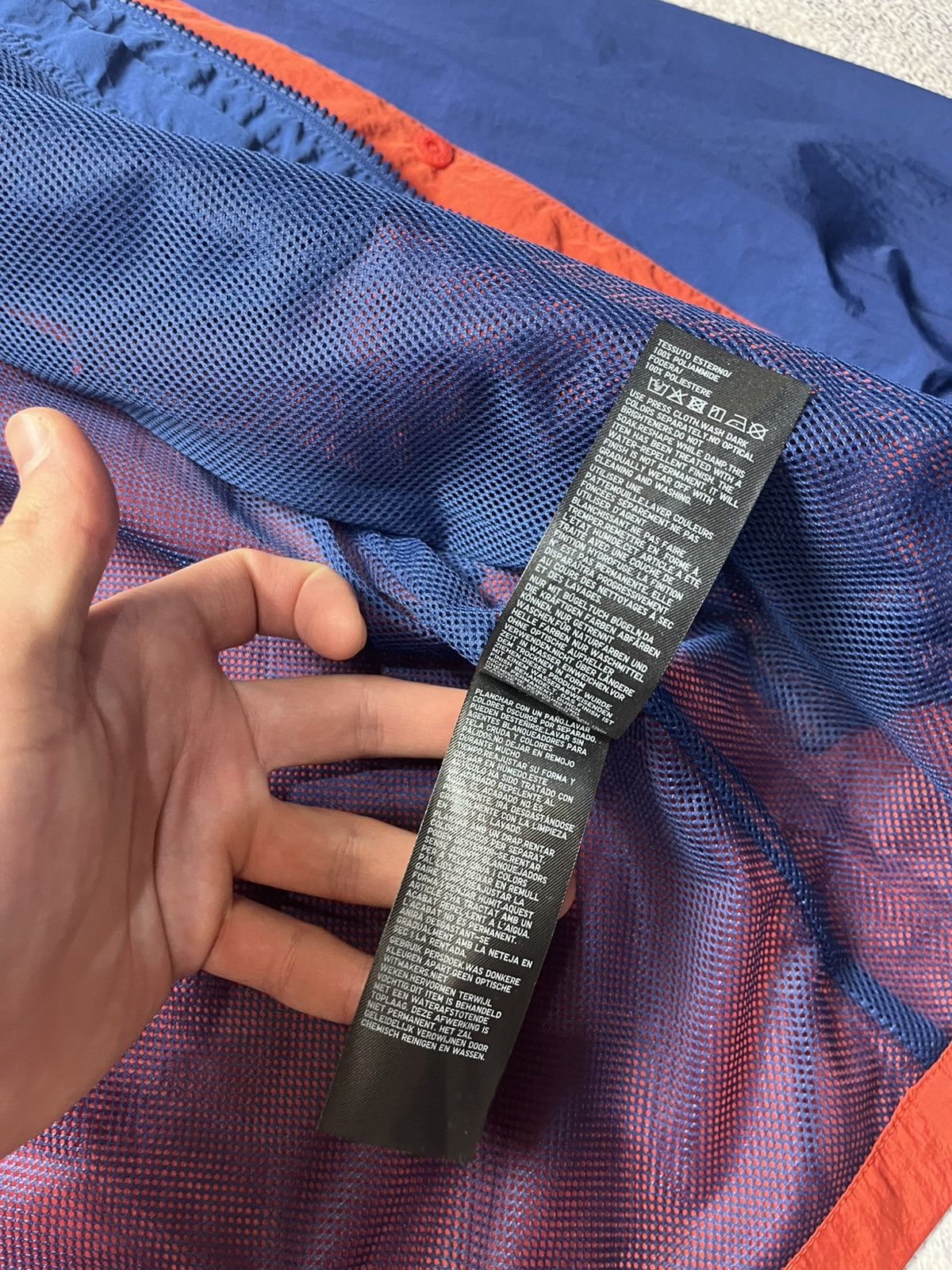 Japanese Brand Rare JW Anderson Uniqlo Light Jacket size S Size US S / EU 44-46 / 1 - 19 Thumbnail