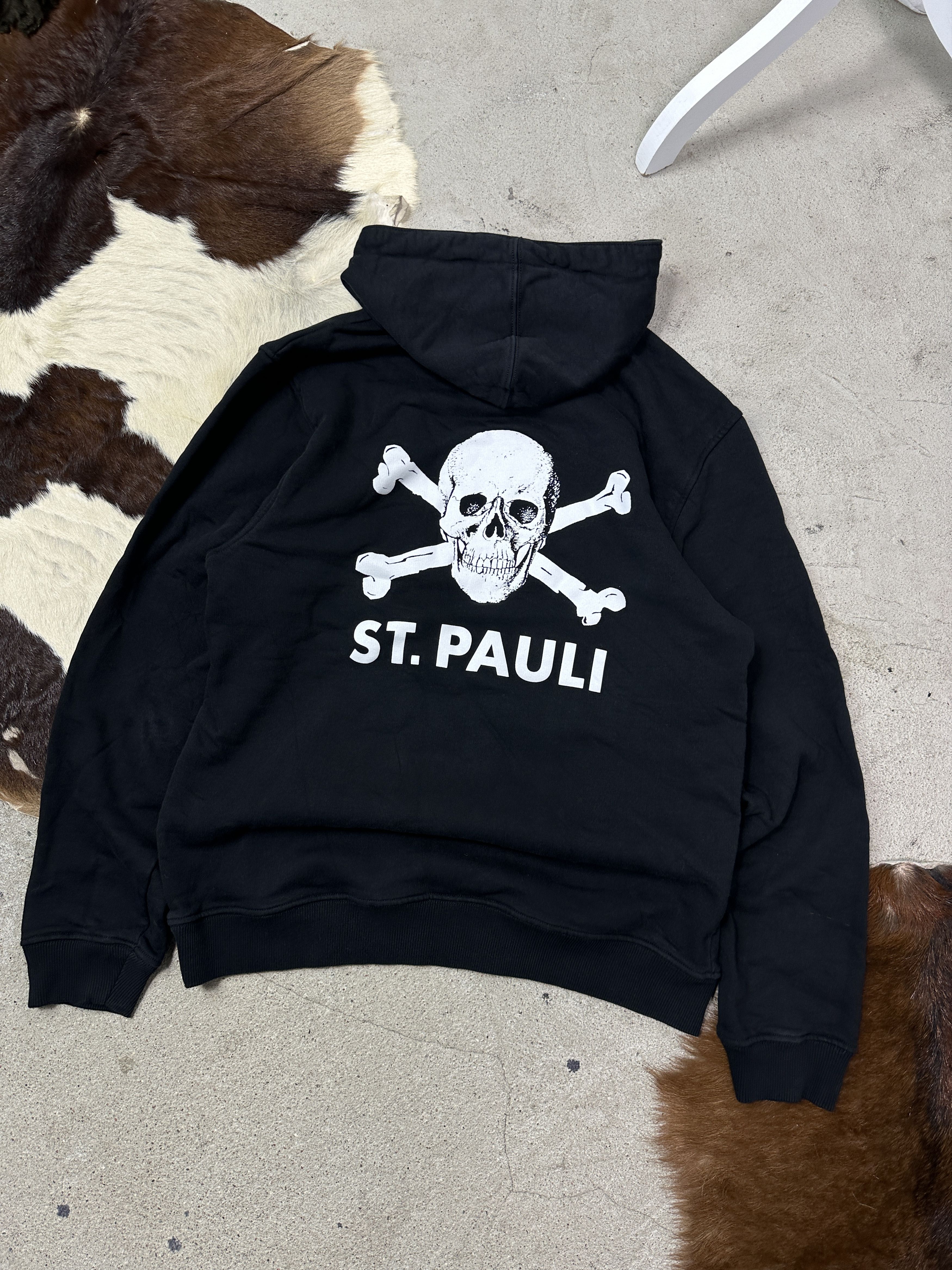 Vintage Vintage Streetwear Sporty Skater Skull St Pauli Hoodie Y2K Size US L / EU 52-54 / 3 - 1 Thumbnail